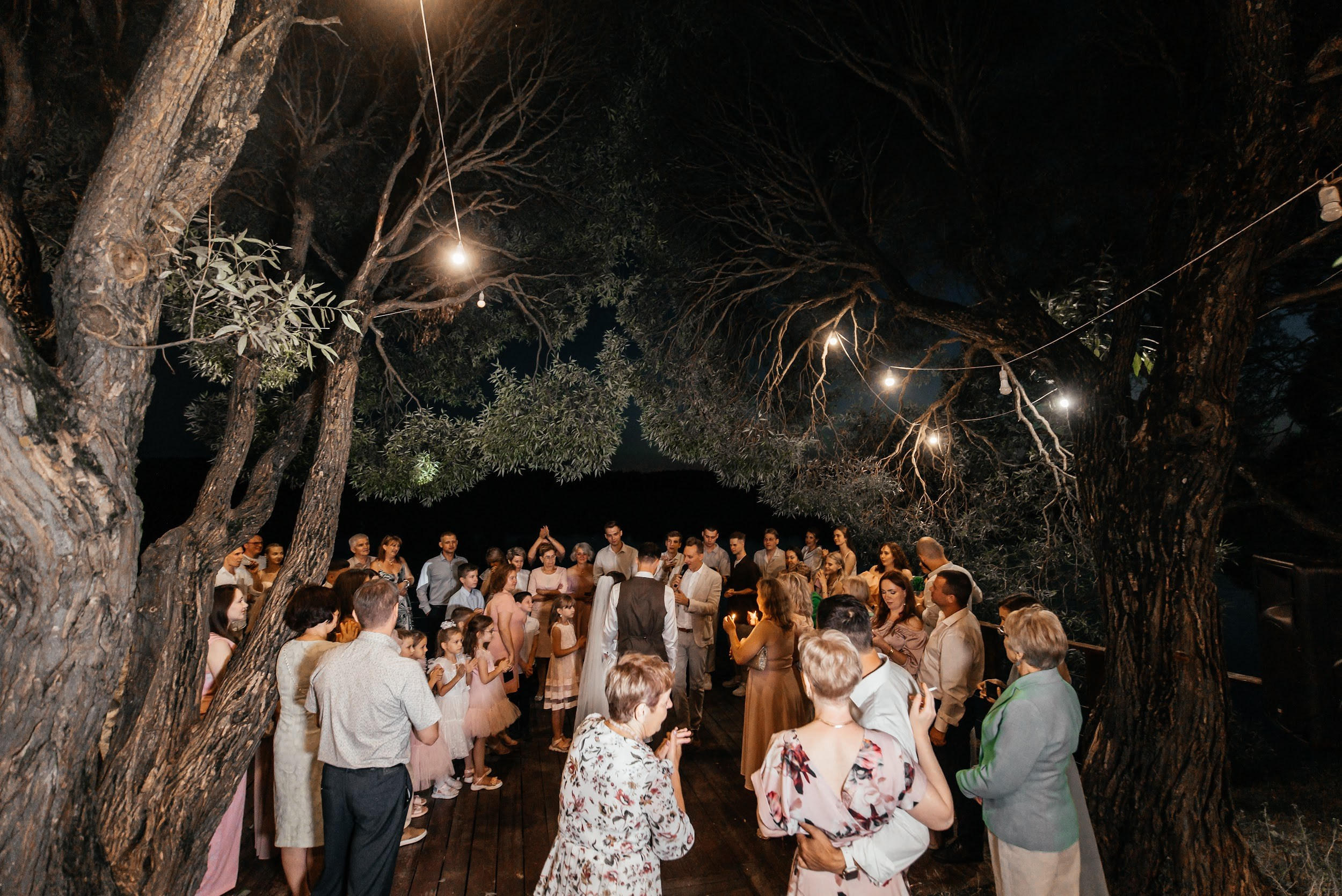 Ведущий Ураков. Подрядчики и друзья сети свадебных площадок House for wedding