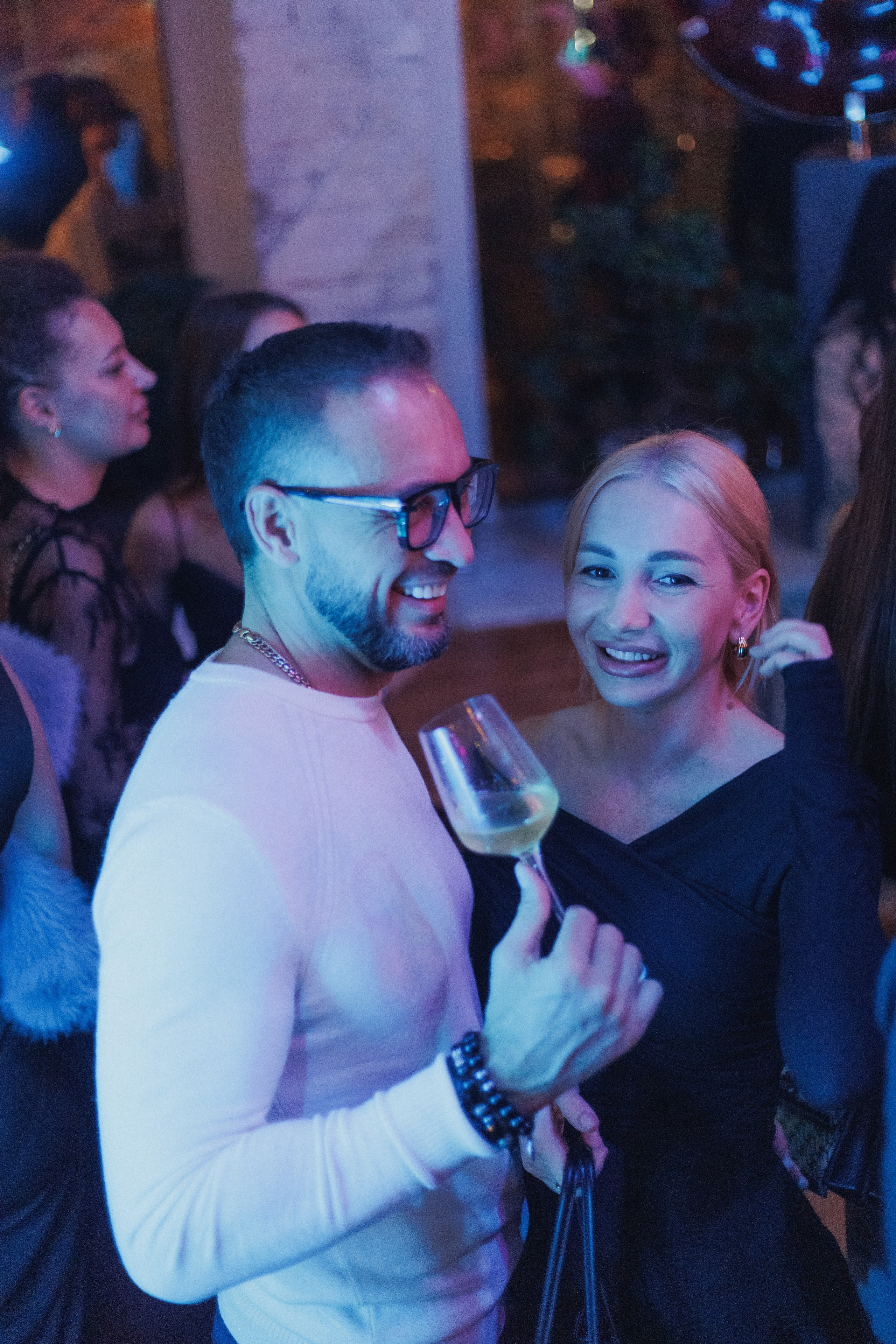 ВИННЫЙ ФЕСТИВАЛЬ. СВОИ. ФОТООТЧЕТЫ-СОБЫТИЯ-МЕСТА