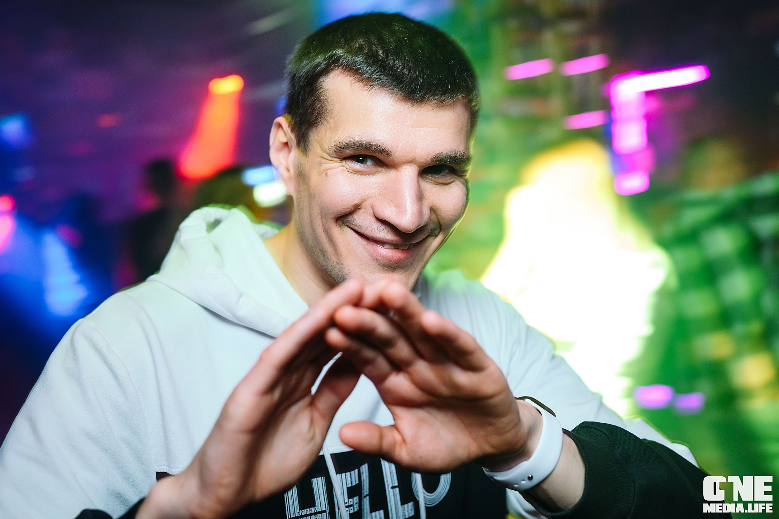 Фоторепортаж из бара XxxX. One Media Life: фоторепортажи, фотоотчеты с мероприятий и заведений