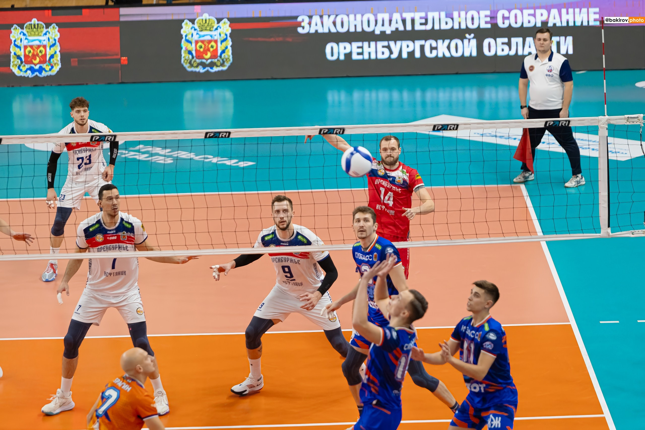 06.11 Волейбол. Нефтяник-Кузбасс. Команда специалистов в мире фотографии и видео. Детский фотограф, семейный фотограф