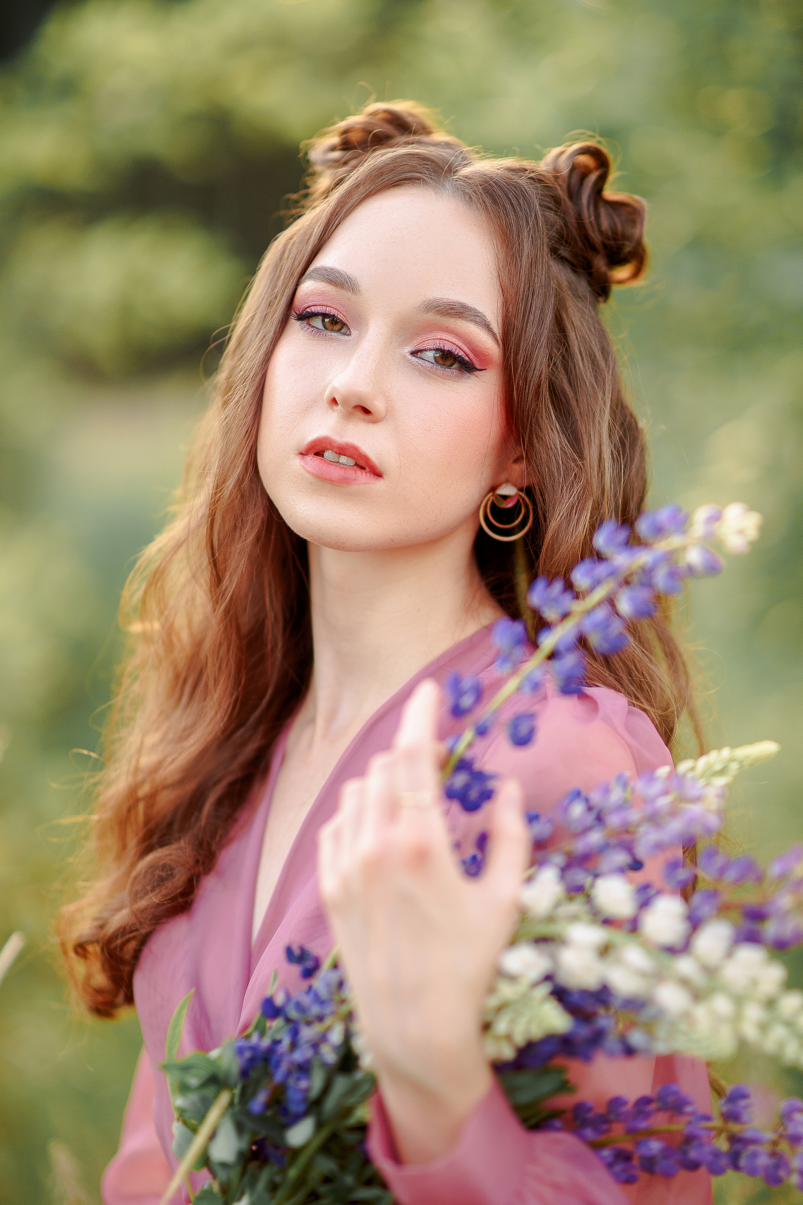 Нежная фотосессия в Люпинах. Свадебный и семейный фотограф Рязань. Дмитрий Волков