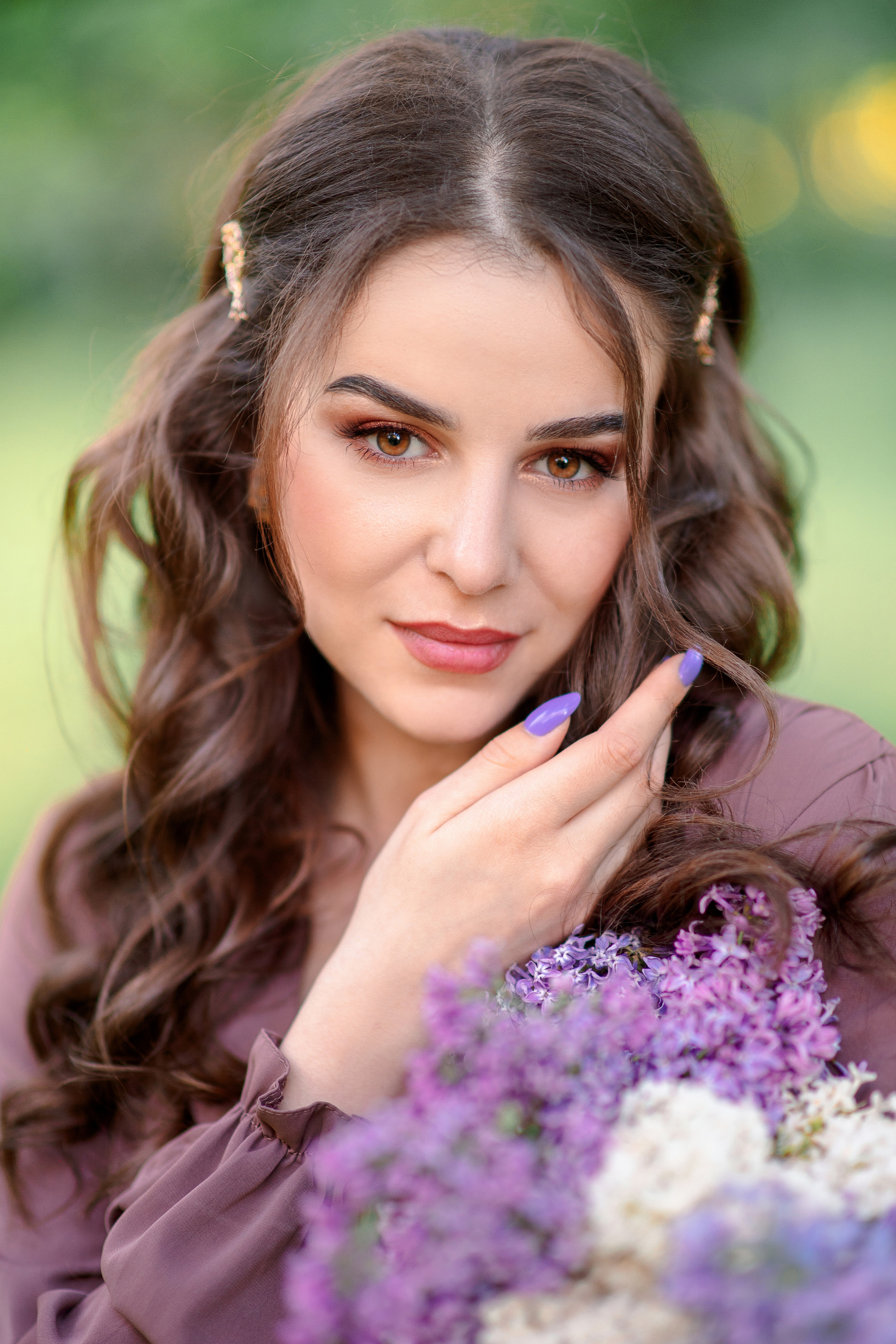 Фотосессия Юлии с букетом сирени. Свадебный и семейный фотограф Рязань. Дмитрий Волков