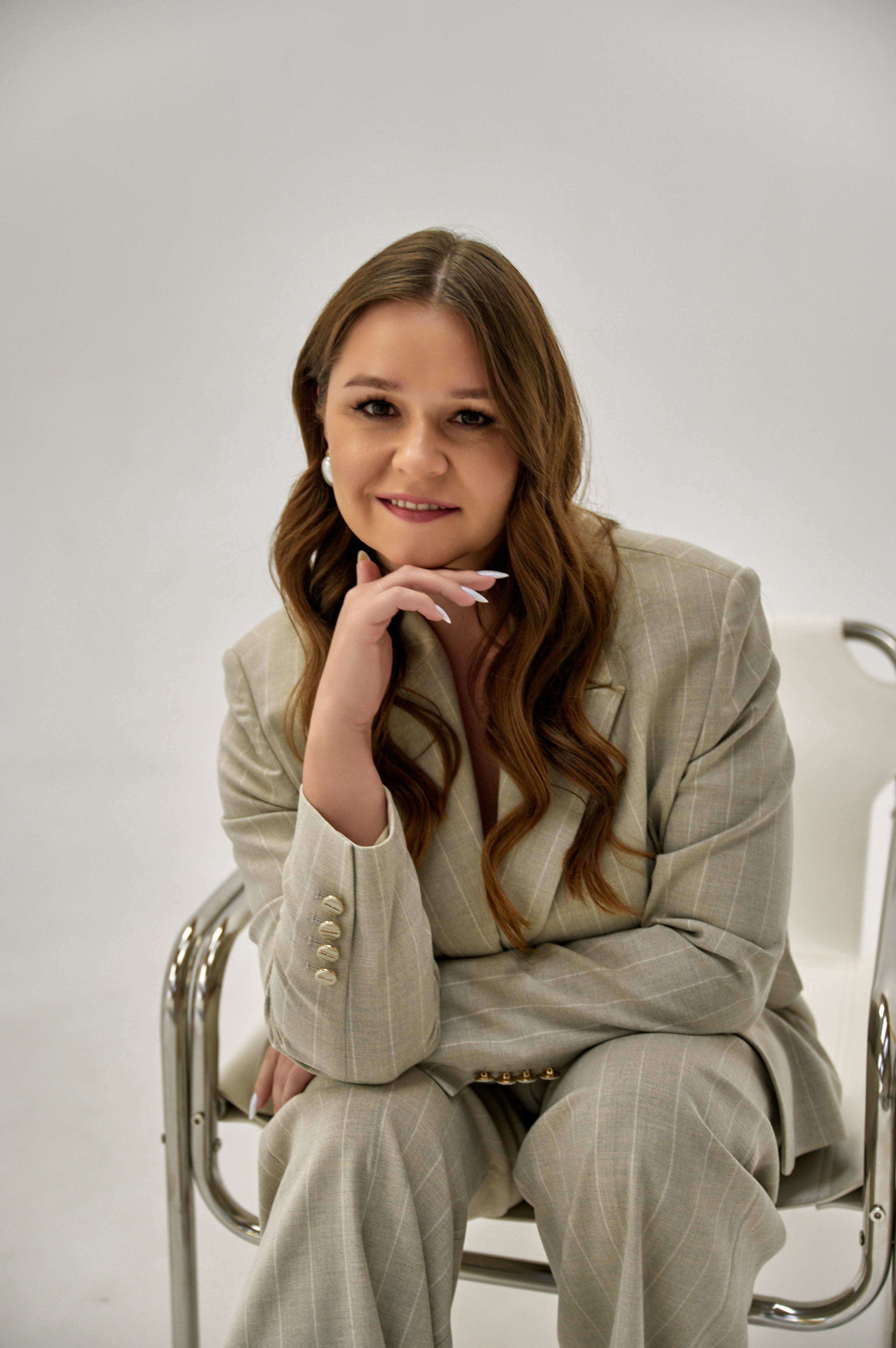 Бизнес-портрет для Юлии — эксперта по сбалансированному питанию. Фотограф Челябинск — Кирилл Устюжанин