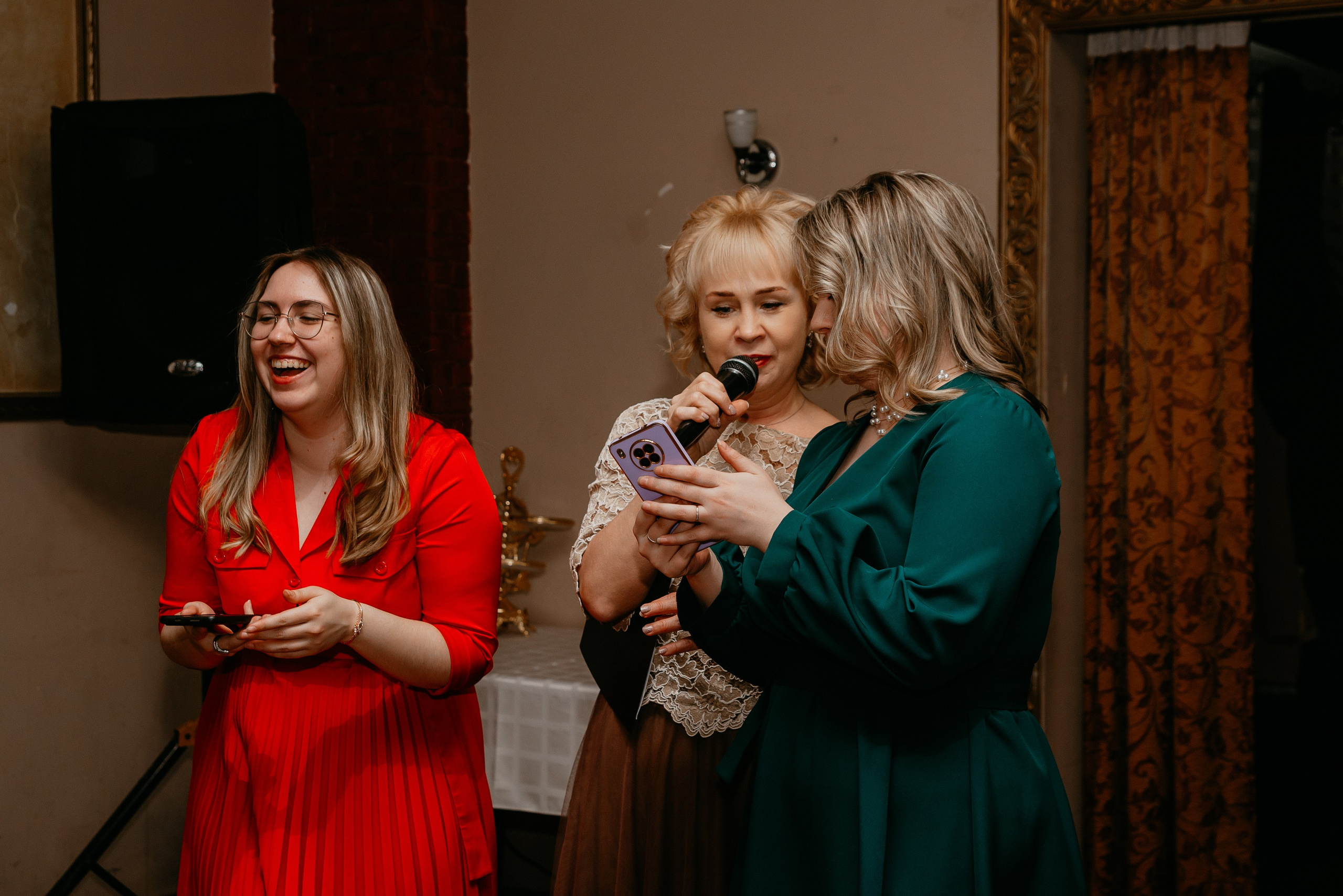 Ведущий, Тамада, DJ, фото в Перми. Хорошее настроение