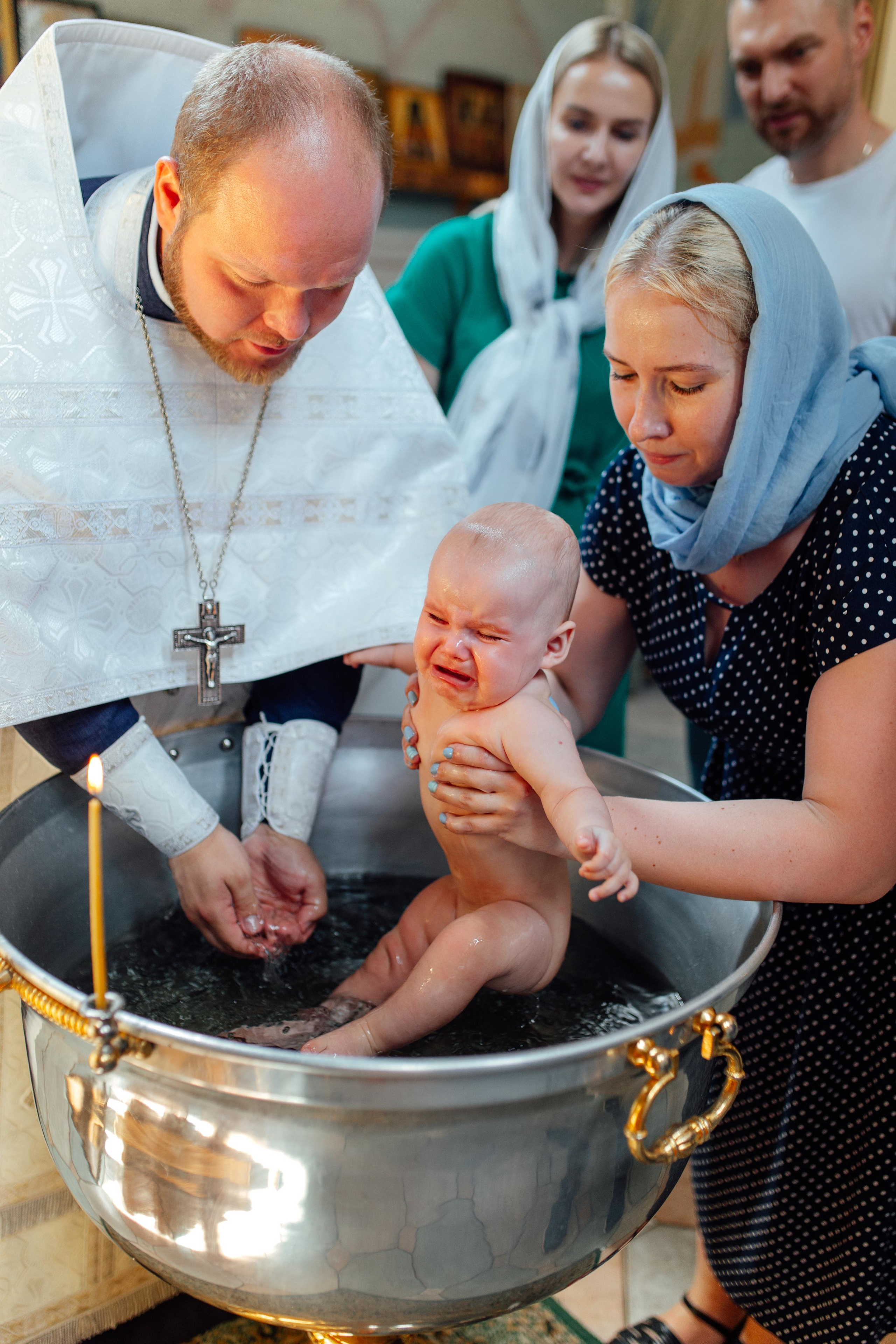 Таинство крещения Арины, храм Иова Многострадального 3 июля 2022 года