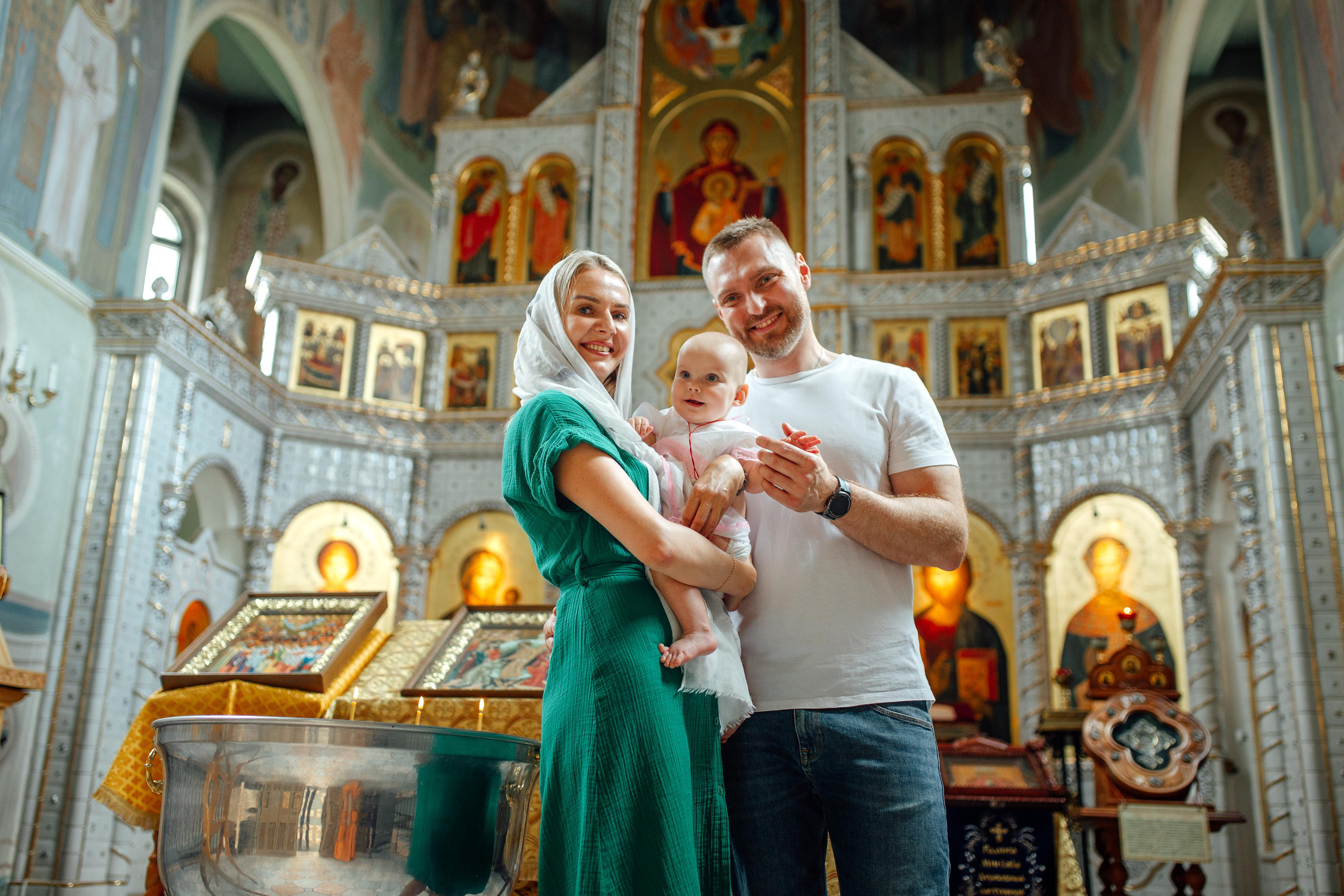 Таинство крещения Арины, храм Иова Многострадального 3 июля 2022 года