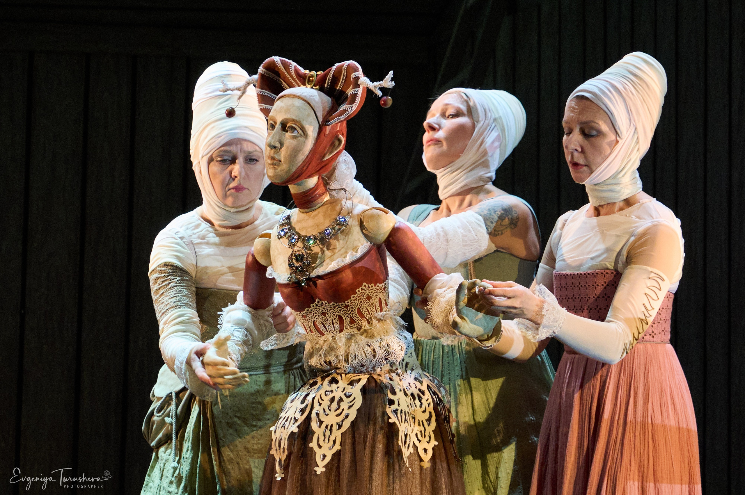 Картины из жизни доктора Фауста | 10.11.2025 | Театр кукол имени С. В. Образцова. Фотограф Евгения Турушева