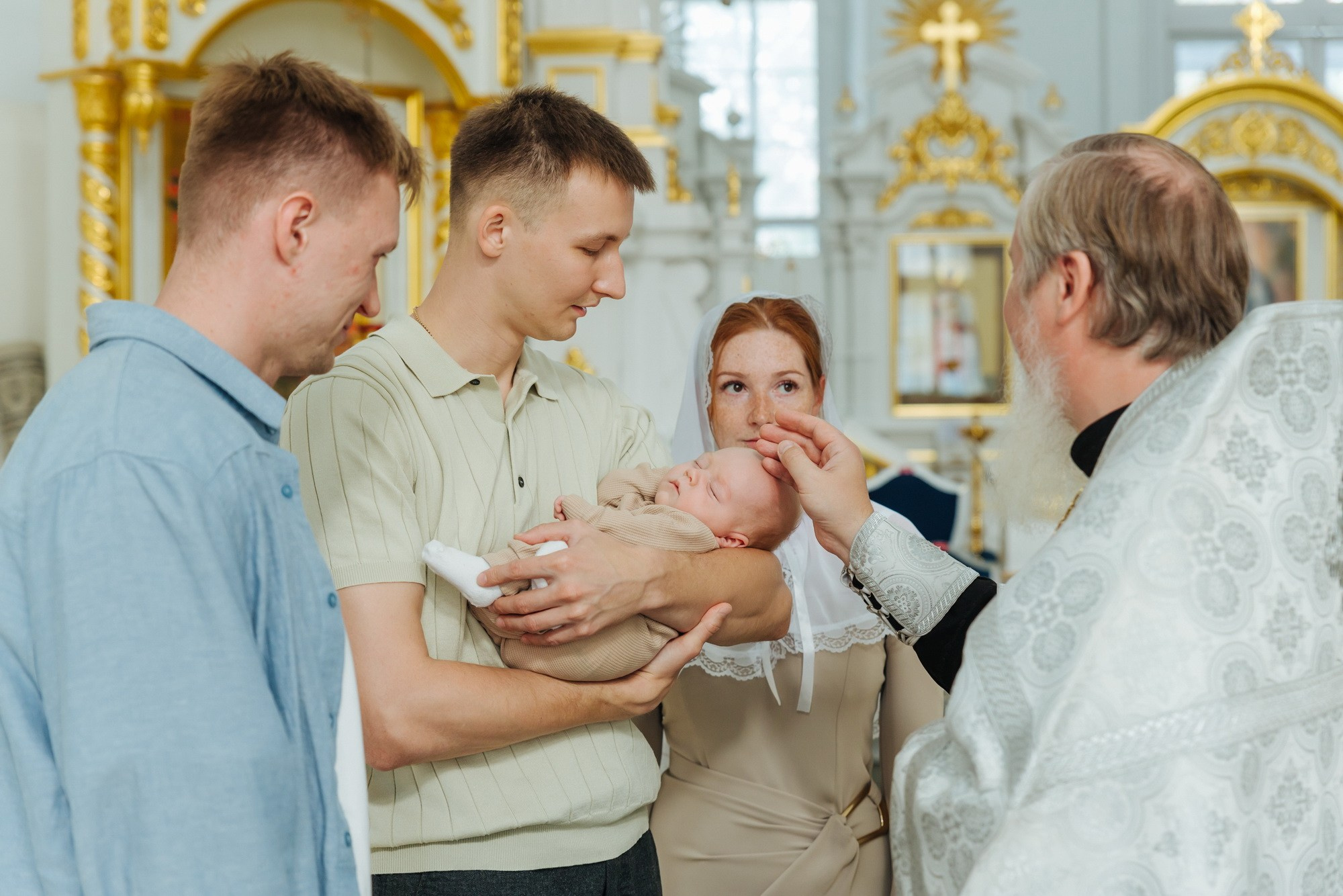 Индивидуальное крещение Смольный собор, фотограф Денис Дорфф. Фотограф крещение венчание в Петербурге! Помогает подобрать храм и посоветовал душевного батюшку в СПб