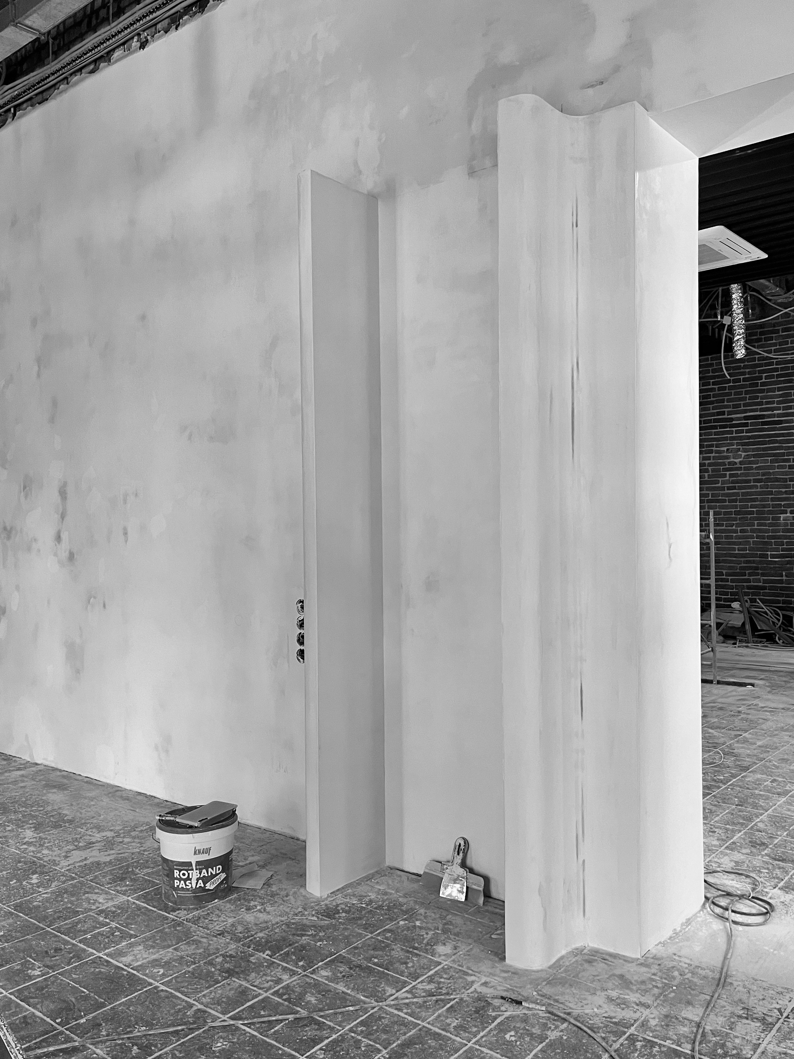 VOKRUG PODRUG Concept Store in Penza Russia designed by QUADRUM STUDIO