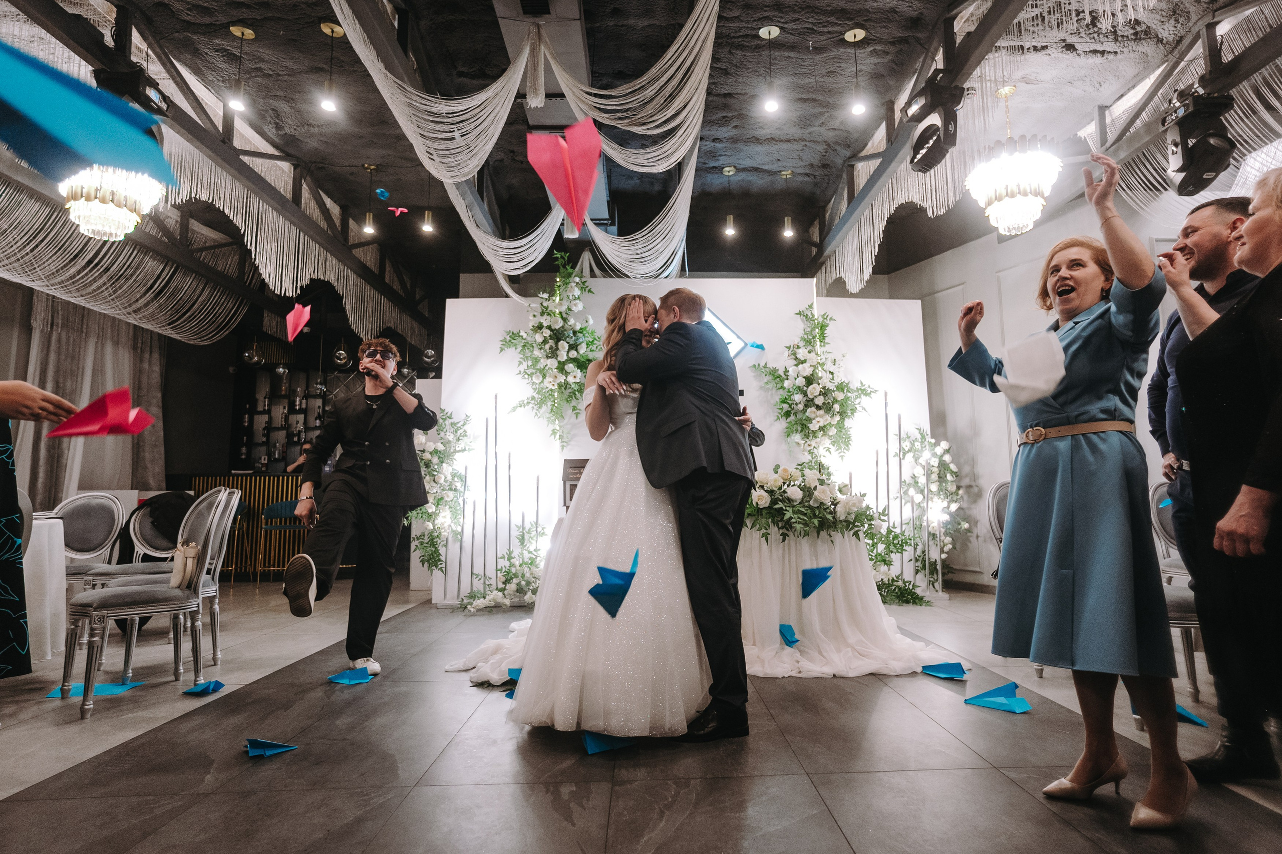 ФОТОСТУДИЯ МОНОХРОМ, КИРОВСКИЙ ЗАГС, ДВОРЕЦ БОРЬБЫ, БОТАНИЧЕСКИЙ САД, РЕСТОРАН ЯНС, ВЕДУЩИЙ РАМИС КАРИМОВ УФА