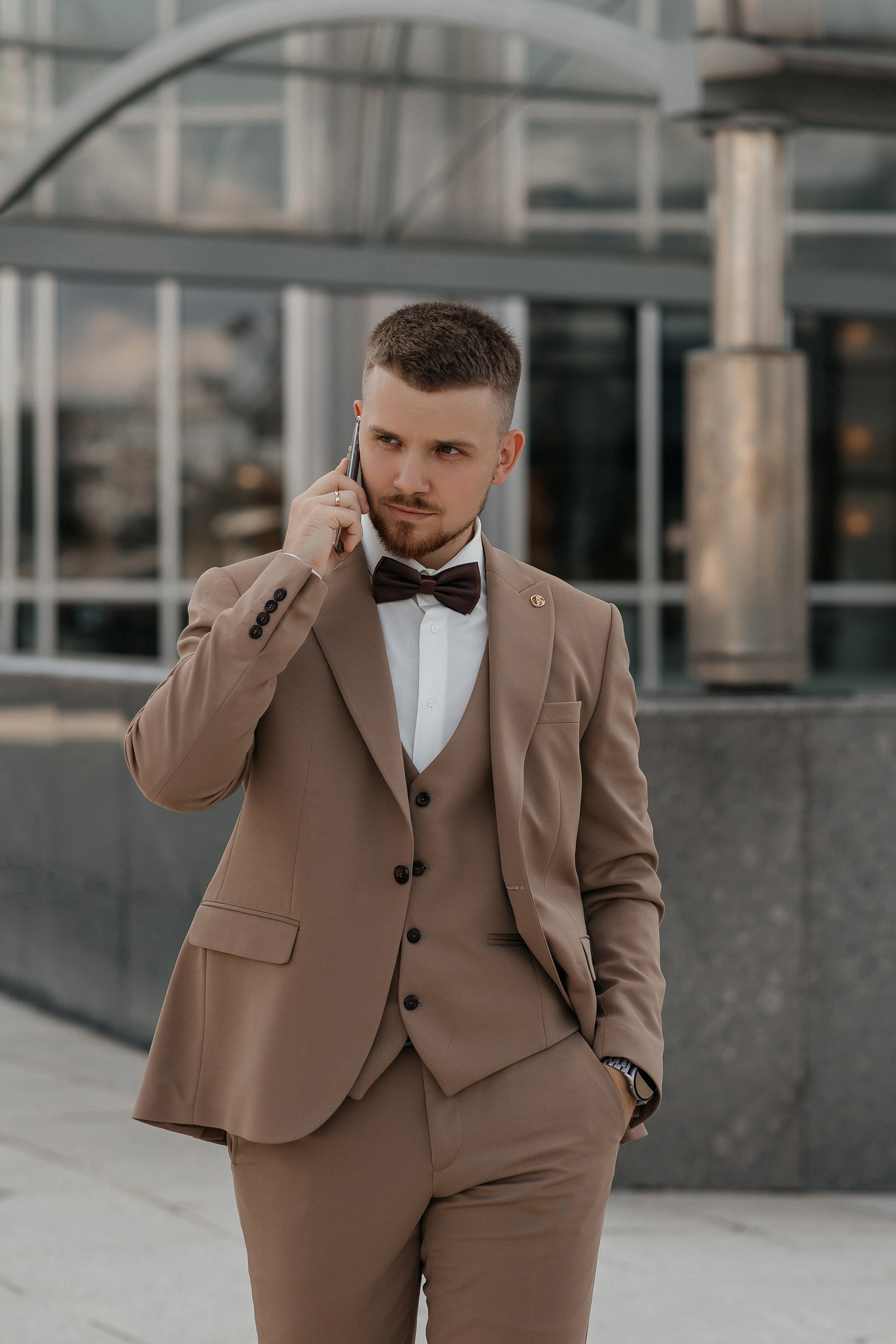 Свадебная фотосессия у Дома Музыки. Свадебный фотограф в Москве Дарья Олендарёва