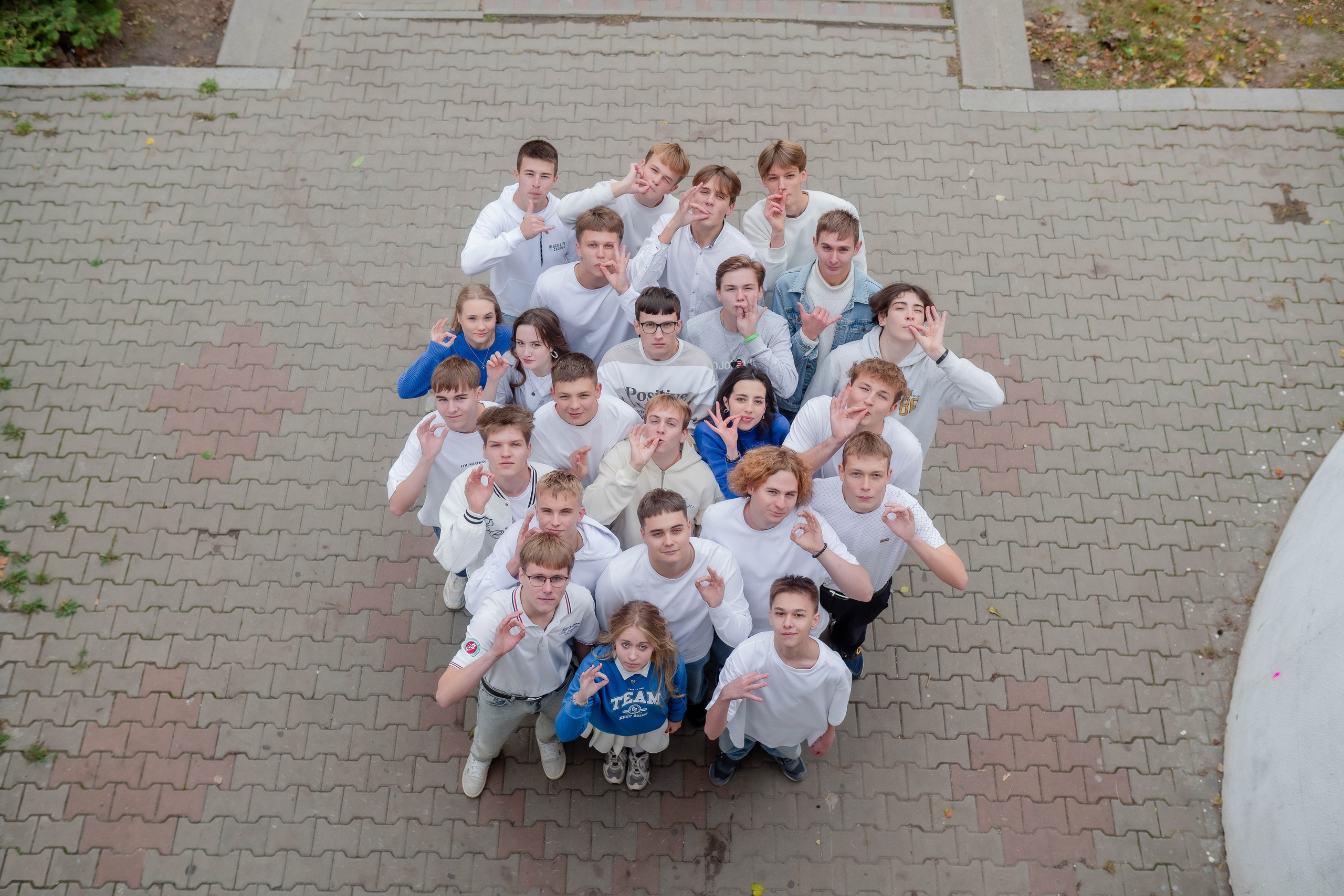 Выпускные (школьные) альбомы (книги) в Ростове-на-Дону. Современные Выпускные Альбомы в Ростове-на-Дону