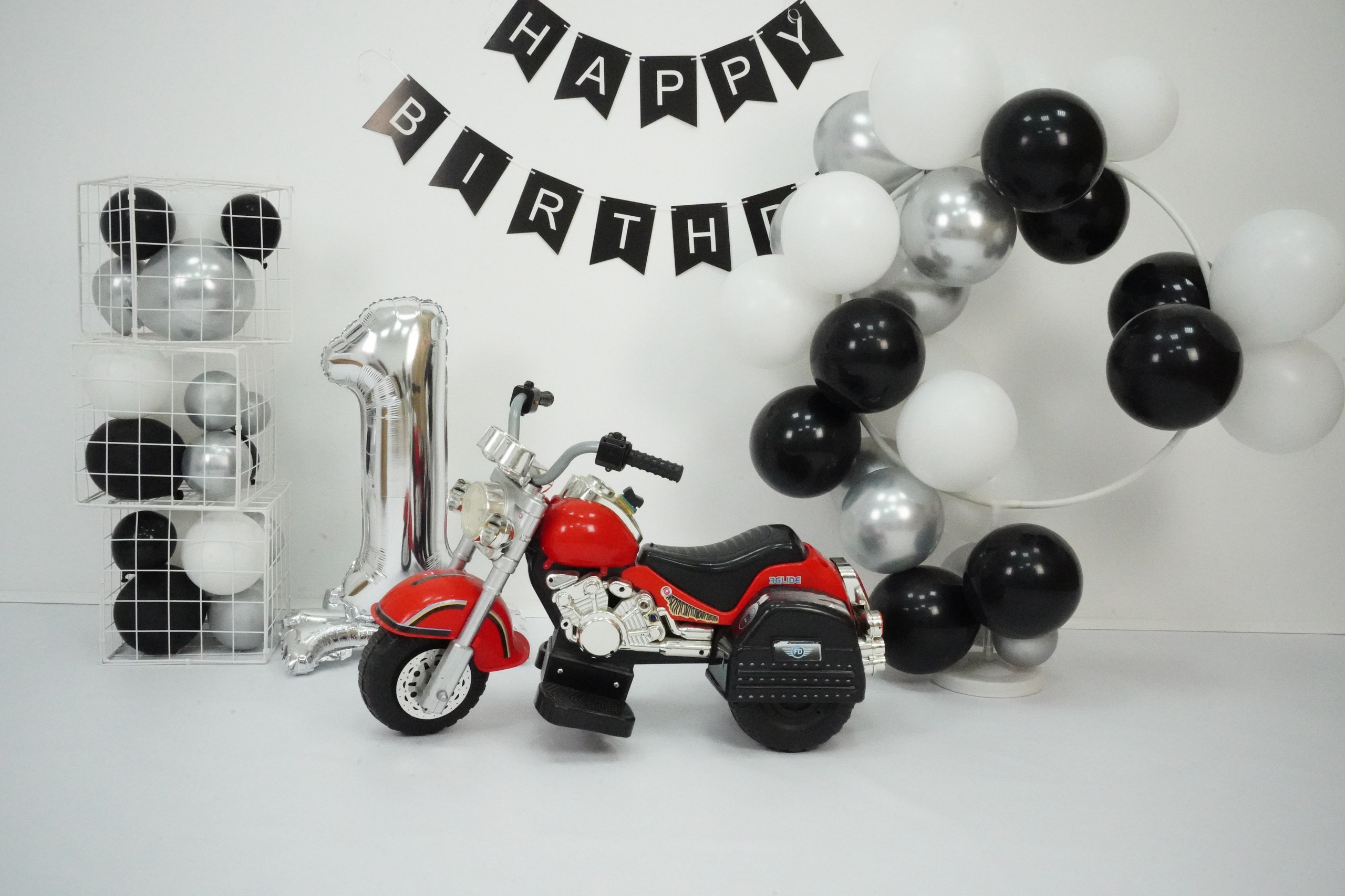 Наши Новые Фотозоны. Детская Фотостудия ГОДОВАСИКИ в Санкт-Петербурге фотосесия на годик