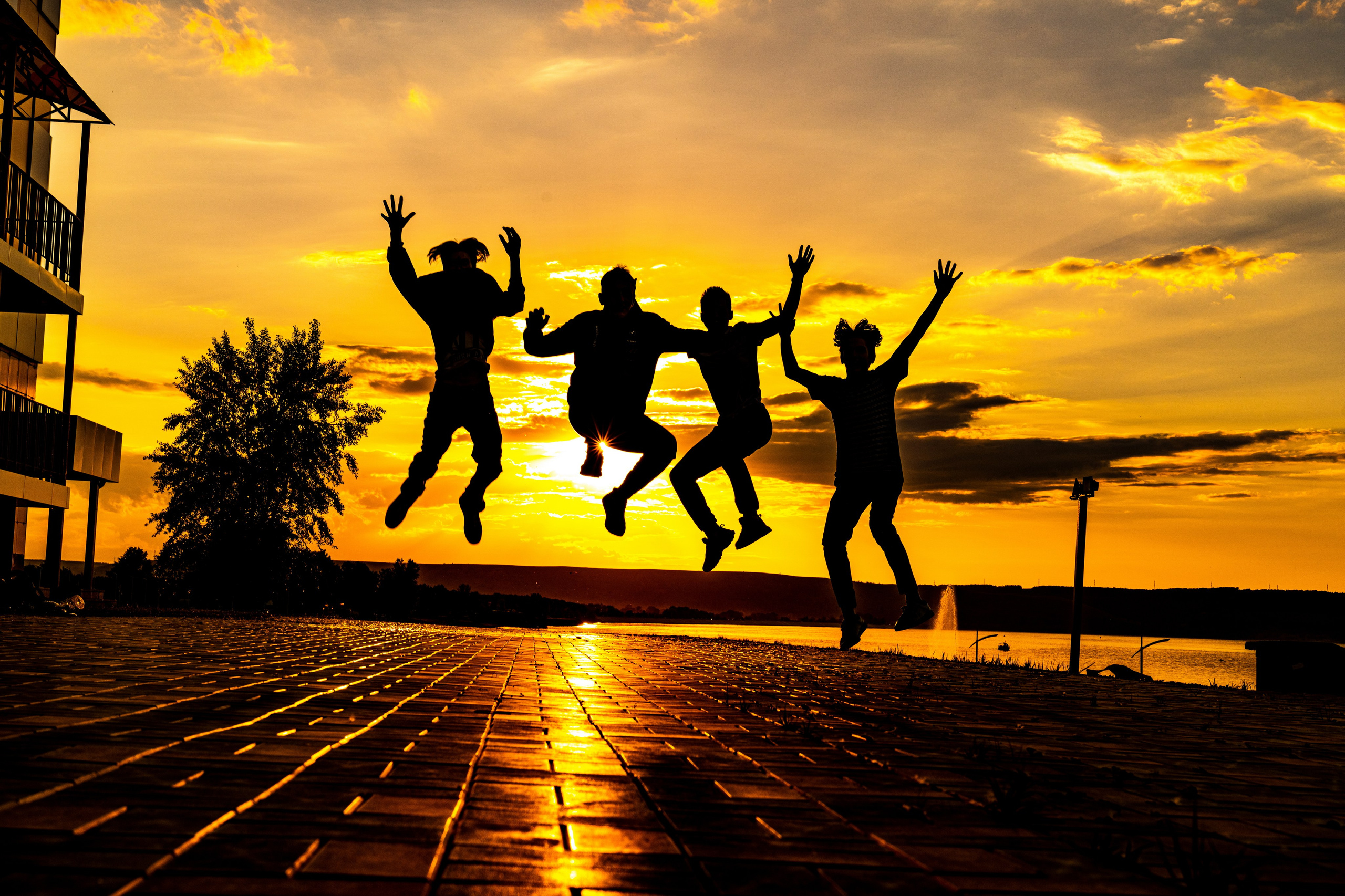 Весна 9,11 класс. Фотограф Герман