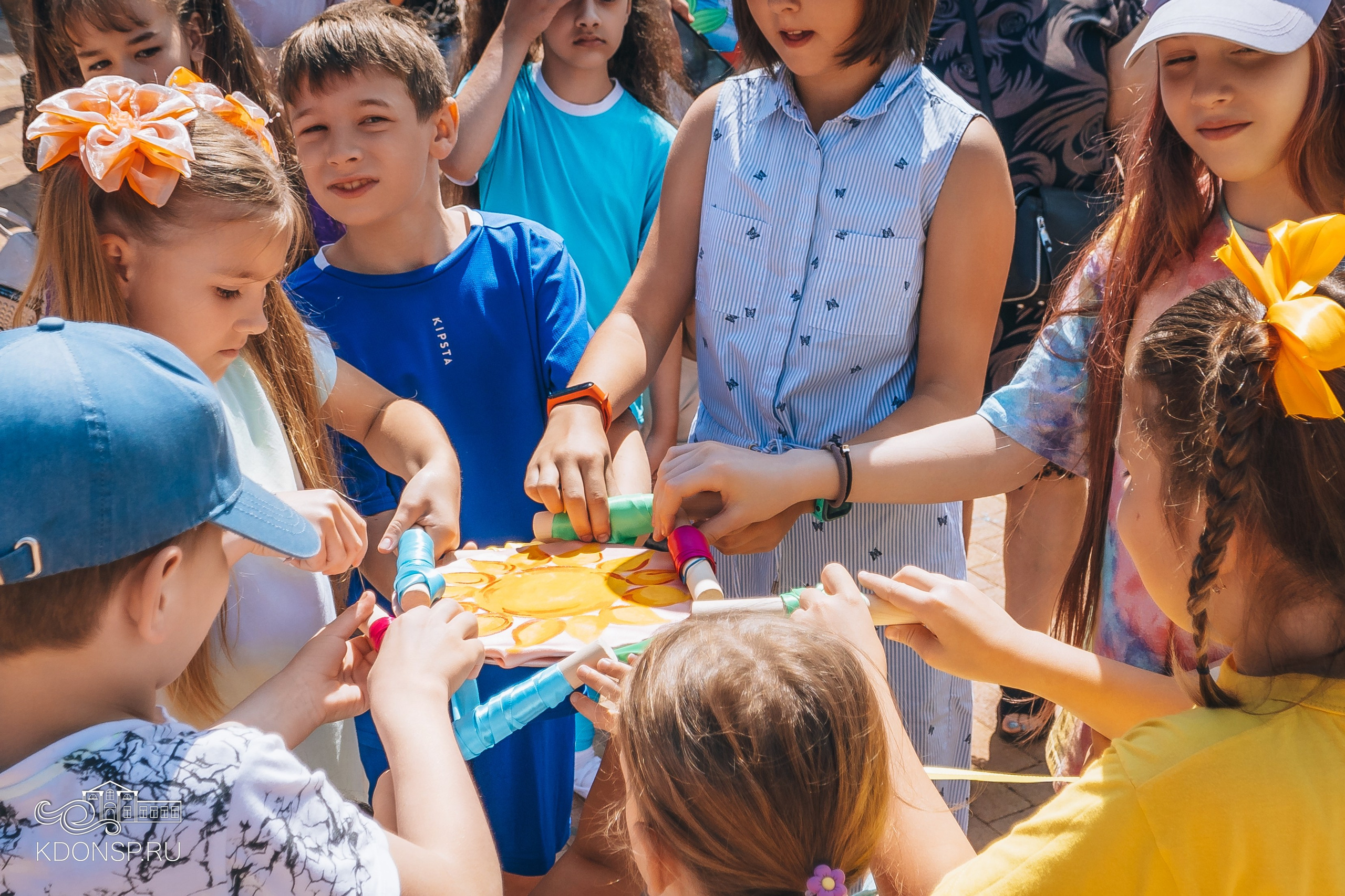 Должны смеяться дети. Новотитаровский Дом культуры