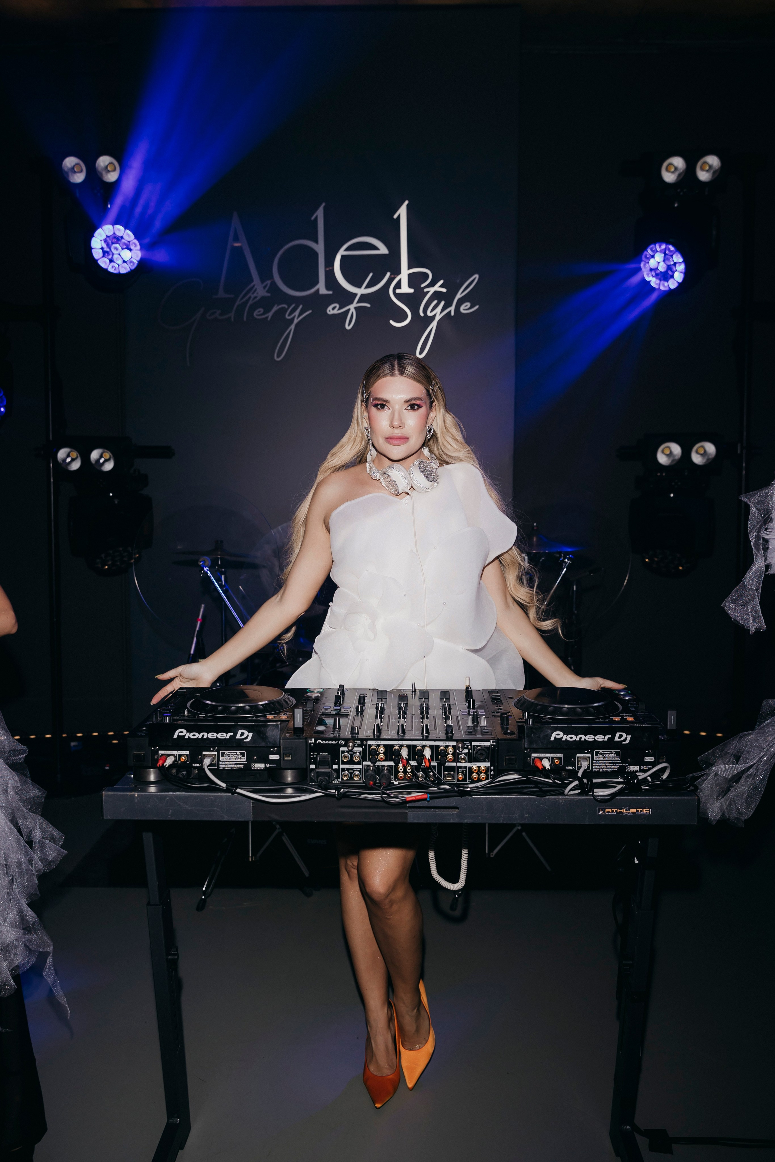 Dj Катя Гусева «Пробуждение» в Галерее стиля Адель