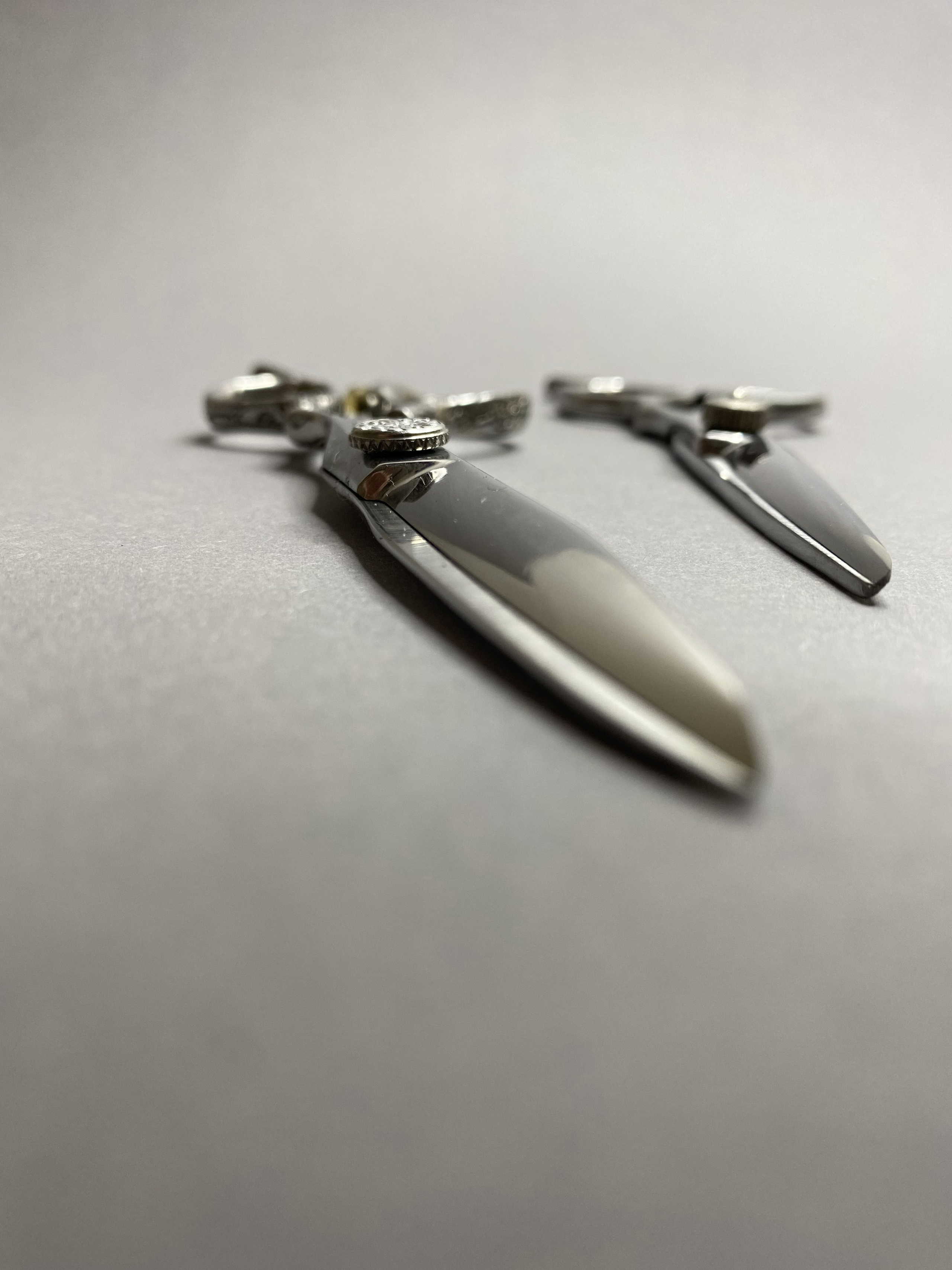 Заточка маникюрного парикмахерского инструмента в Новосибирске