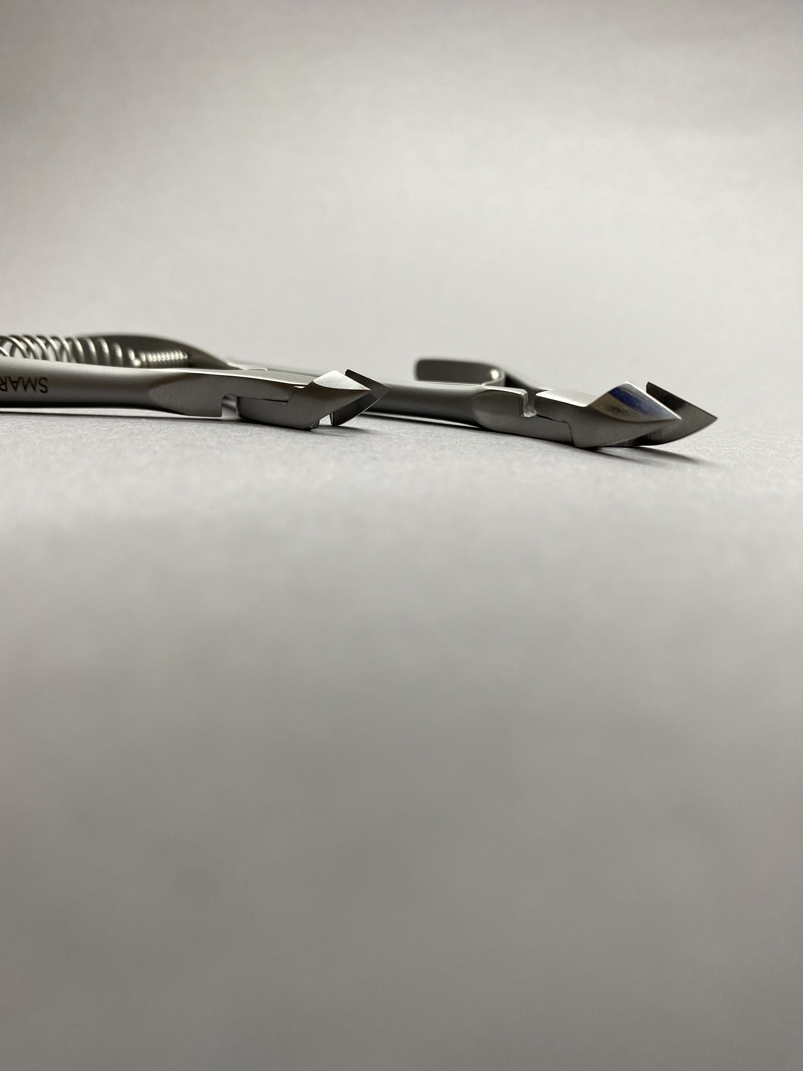 Заточка маникюрного парикмахерского инструмента в Новосибирске