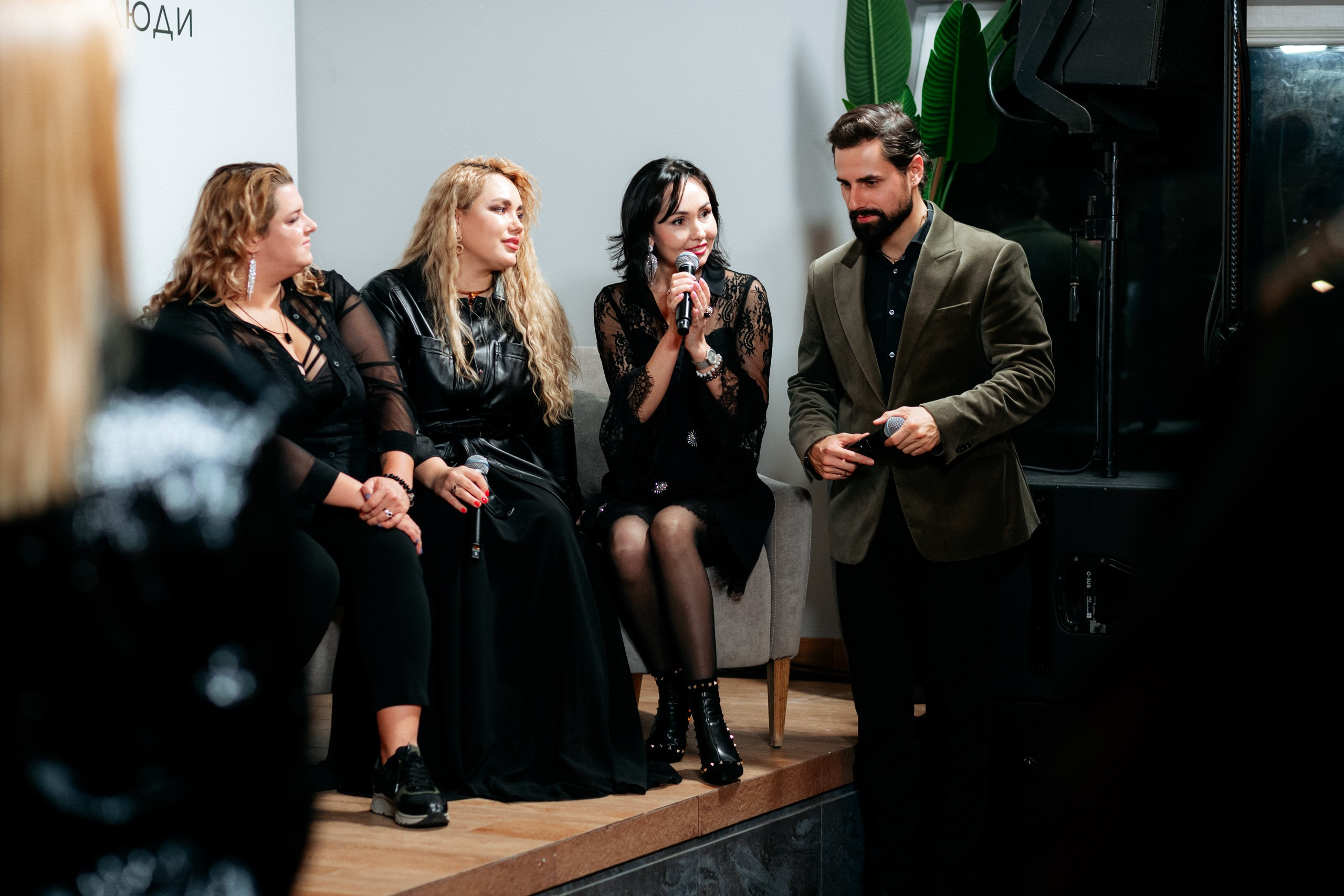 ЛИЦА.DV. СВОИ. ФОТООТЧЕТЫ-СОБЫТИЯ-МЕСТА