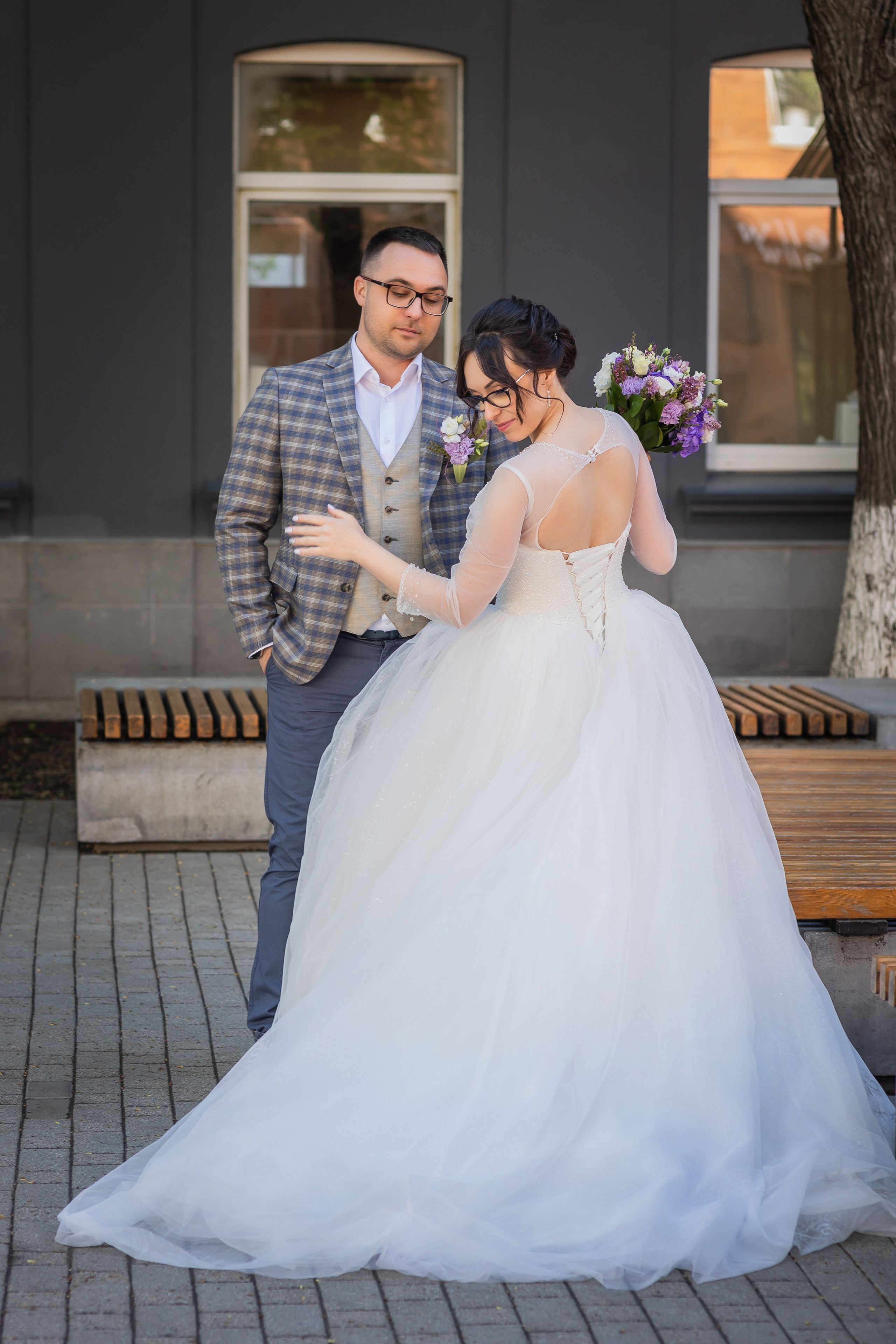 Миша и Маша. Весенняя свадьба 18.04.2023. Семейный фотограф в Москве Наталья Чуб, заказать Фотокнигу