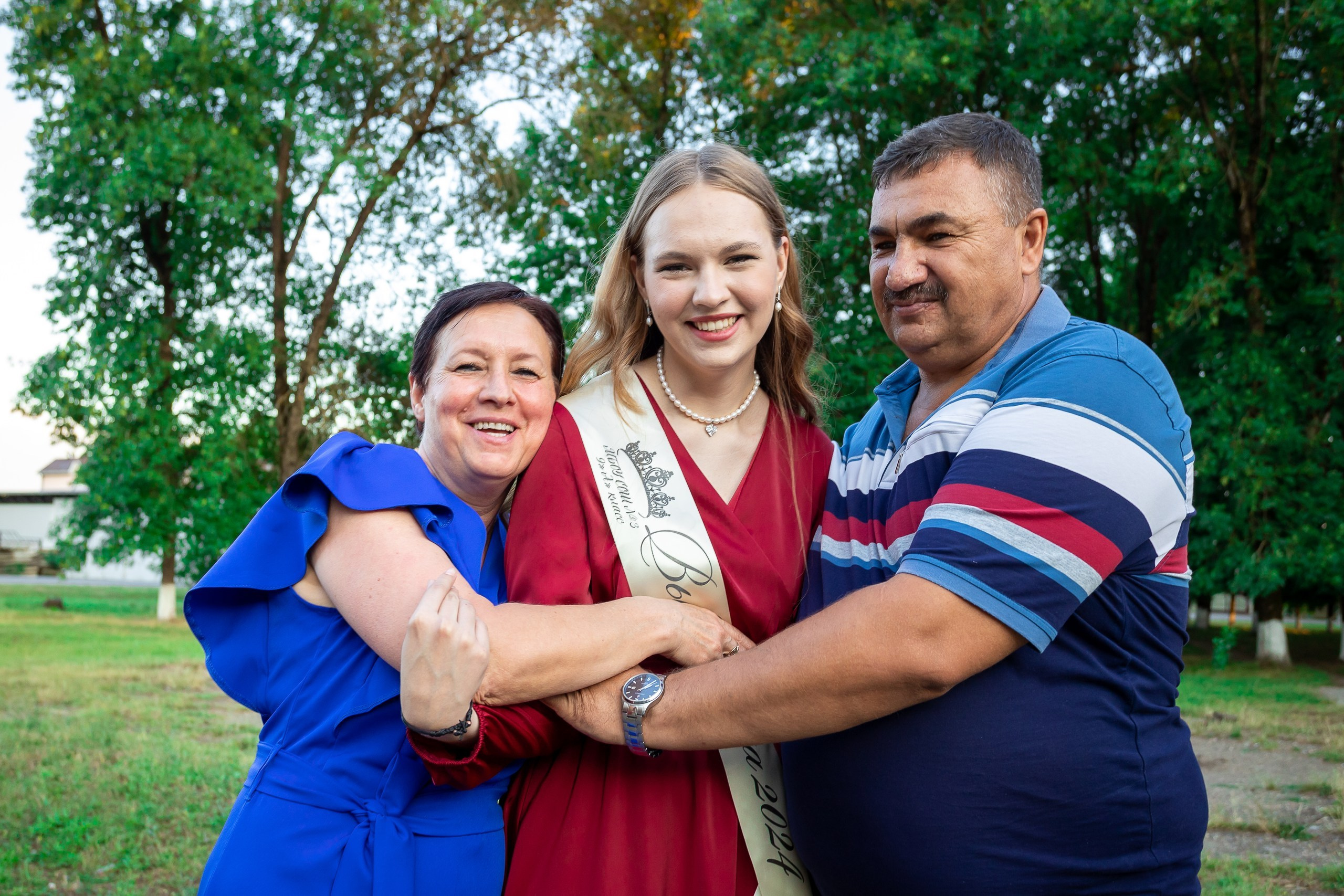 Вручение аттестата 2024 г. Выпускные альбомы Майкоп, Краснодар Елена Золотарева