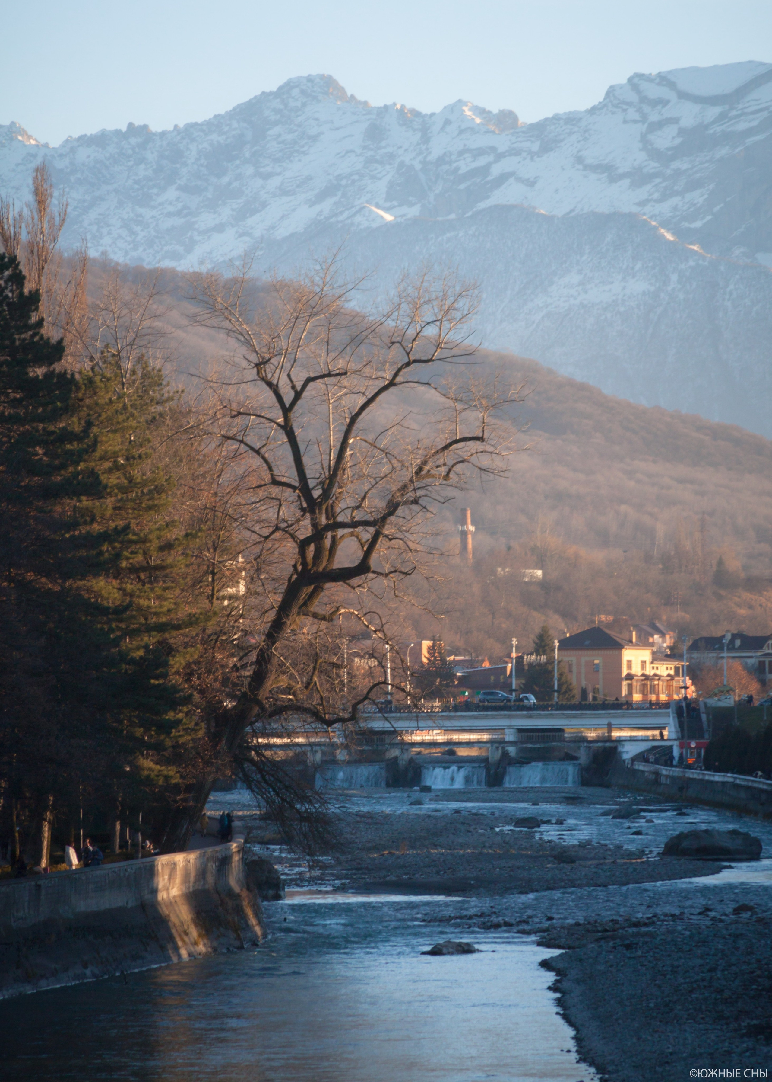 Река Терек во Владикавказе