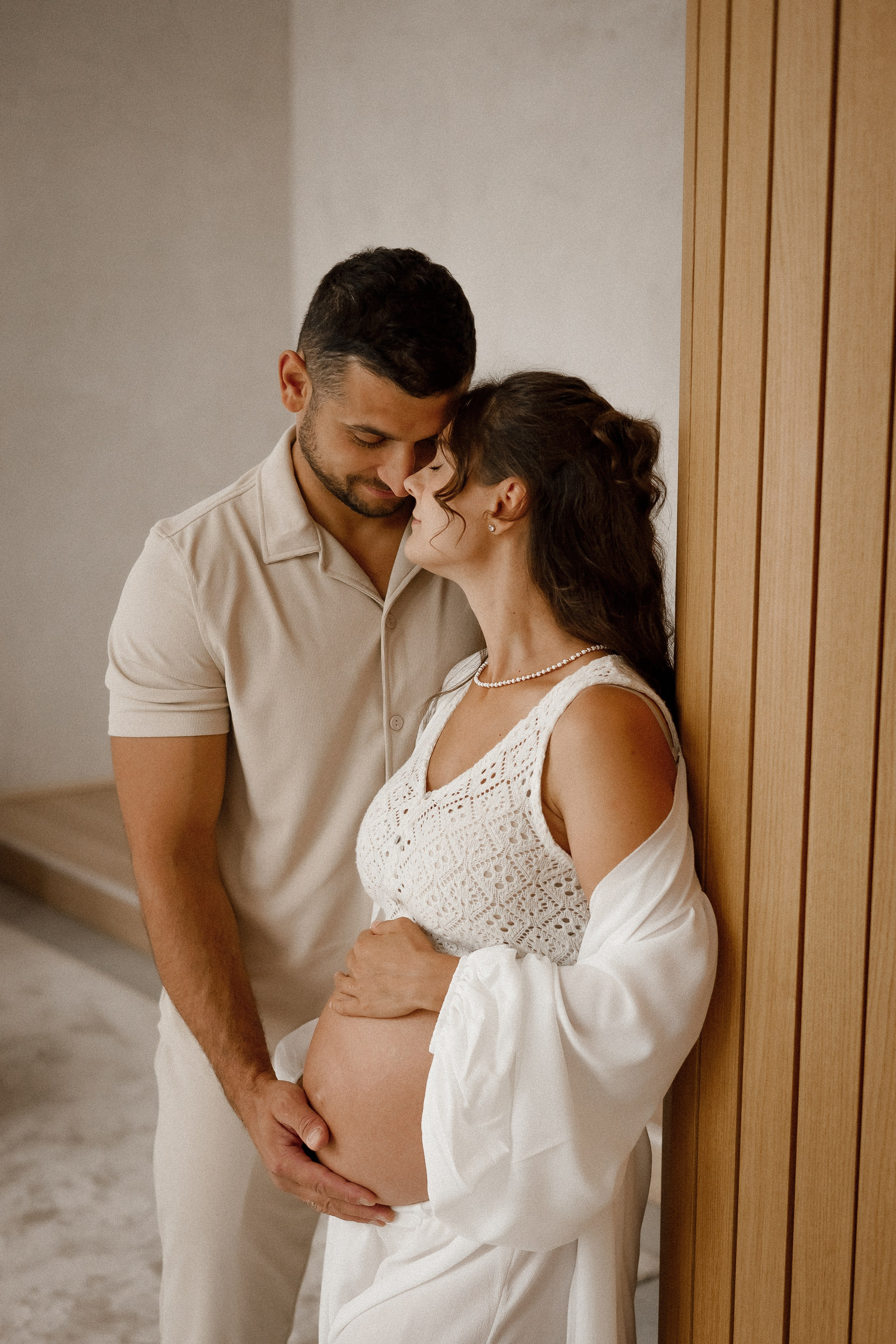 фотограф анастасия инвиш в москве, отзывы фотограф анастасия инвиш, топ фотограф москва, топ семейный фотограф москва, фотосессия беременности в москве, фотосессия беременности с мужем в москве, фотосессия в светлой фотостудии в москве, топ фотограф беременности в москве, фотосессия беременности под ключ в москве, стильая фотосессия беременности в москве, нежная фотосессия беременности в москве, заказать фотосессию беременности в москве