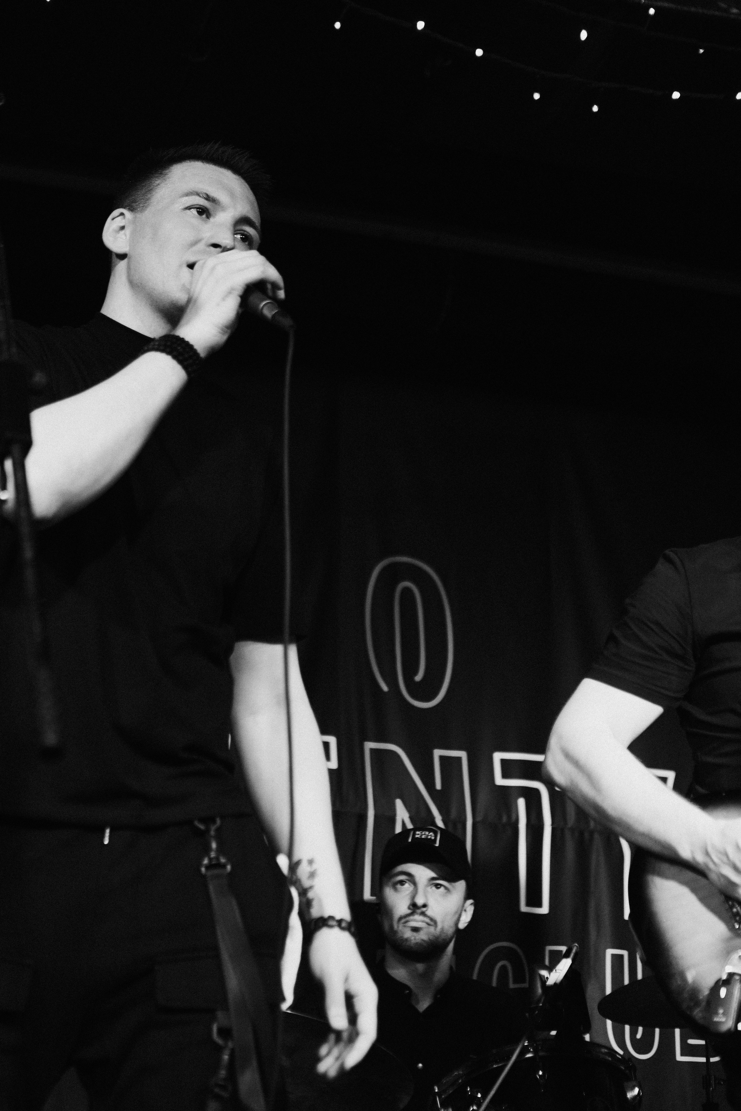 Выстпление KRAKER MUSIC BAND & DA VINCI String Quartet