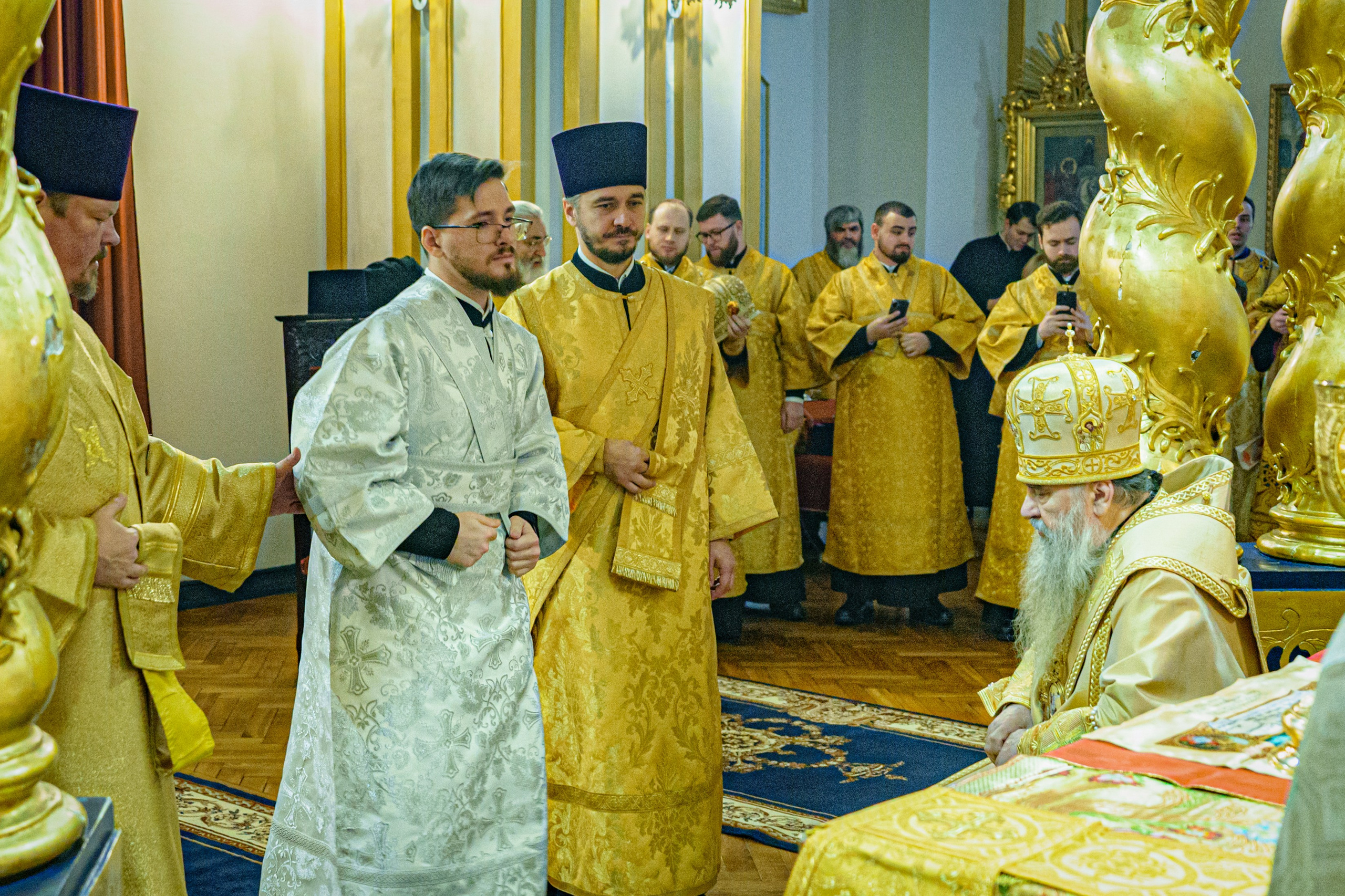 МИТРОПОЛИТ ВАРСОНОФИЙ СОВЕРШИЛ БОЖЕСТВЕННУЮ ЛИТУРГИЮ В НИКОЛО-БОГОЯВЛЕНСКОМ СОБОРЕ. НИКОЛО-БОГОЯВЛЕНСКИЙ МОРСКОЙ СОБОР