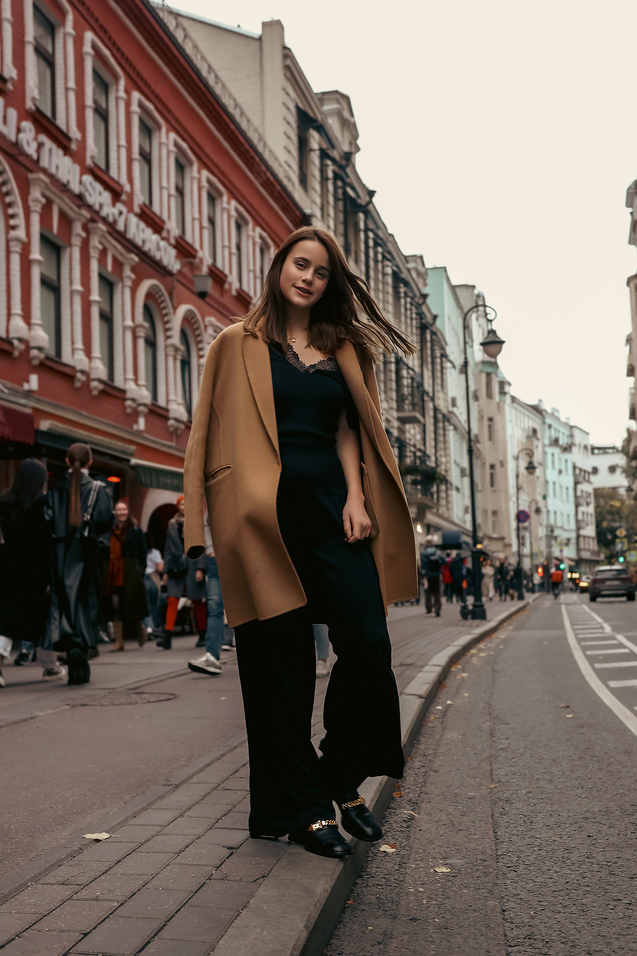 Прогулка с Машей. Фотограф Антон Чупринин