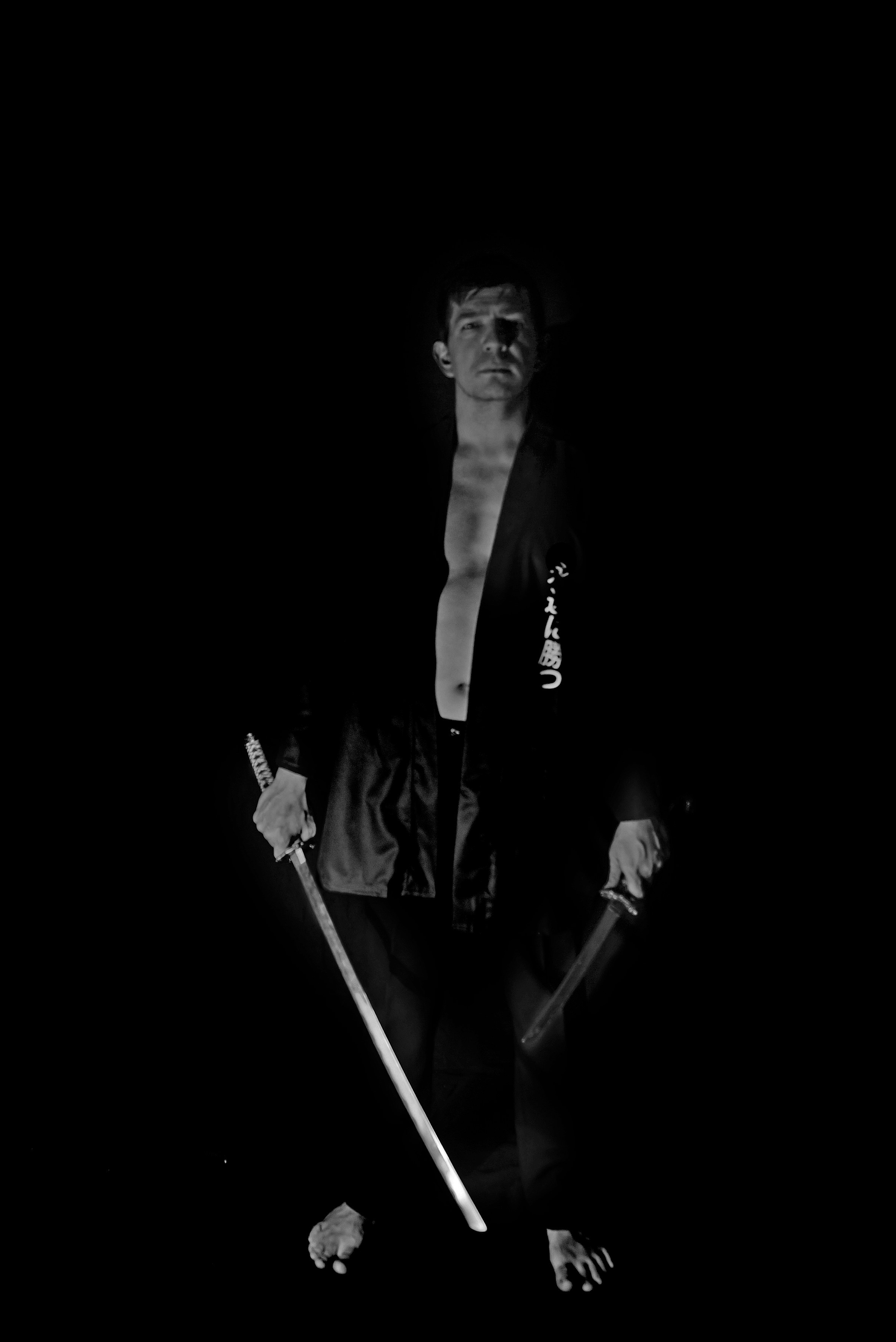 Фотосессия: ЛЕОНИД. Мир вокруг меня