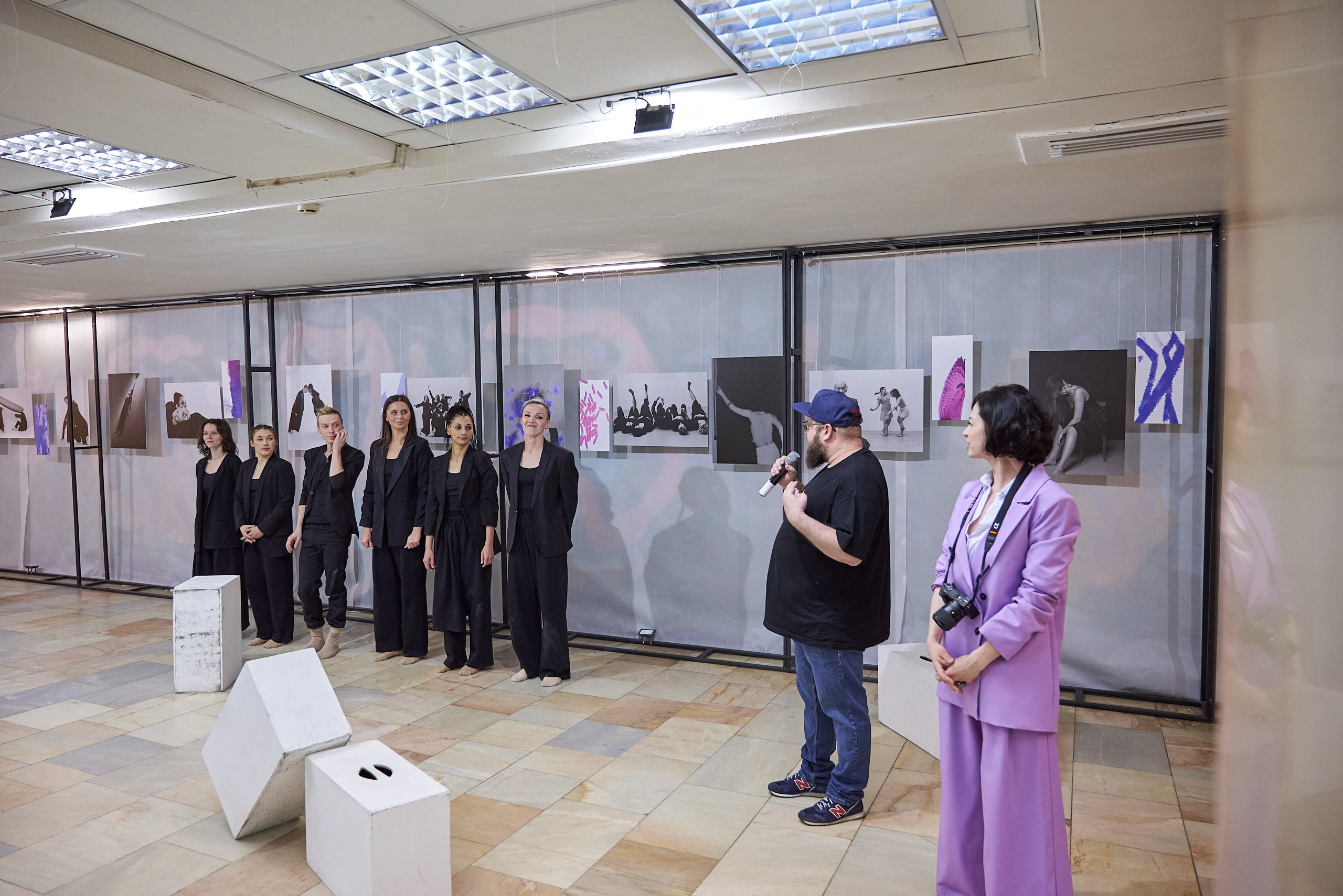 Связь — фото выставка Аллы Быковой в Цко Ивтекс Иваново. Фотограф в Иваново: Каталожная съемка одежды и постельного белья, Wildberries