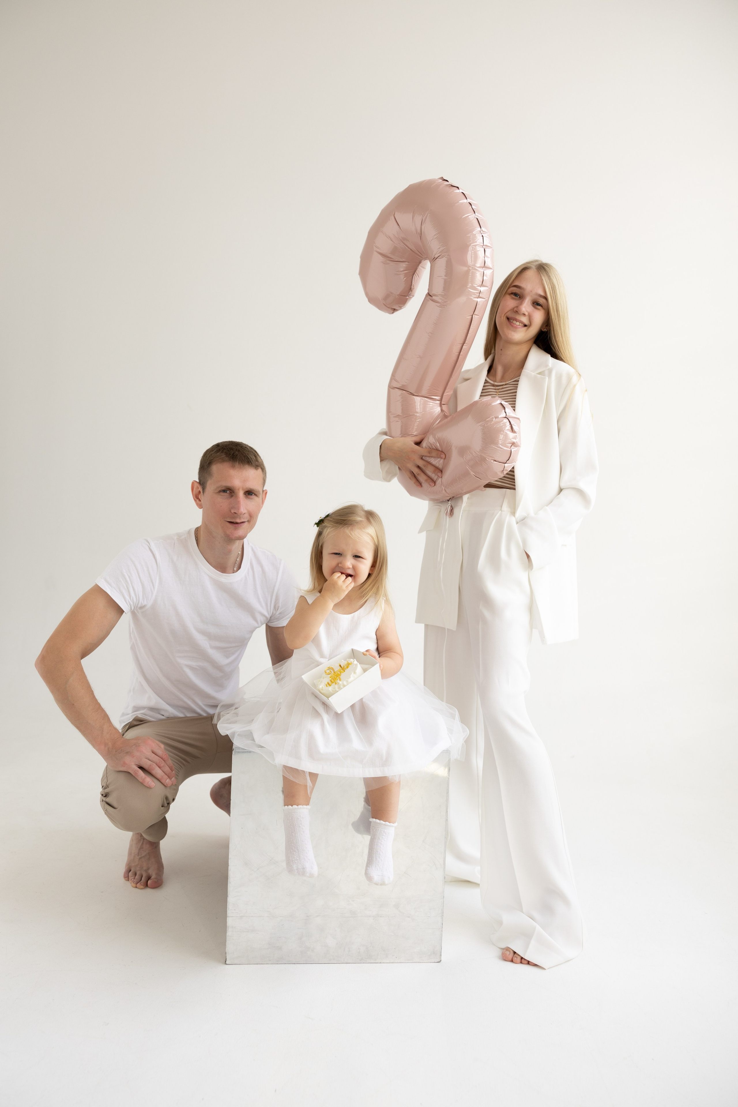 Оля, Антон и Василиса. Свадебный фотограф | Москва