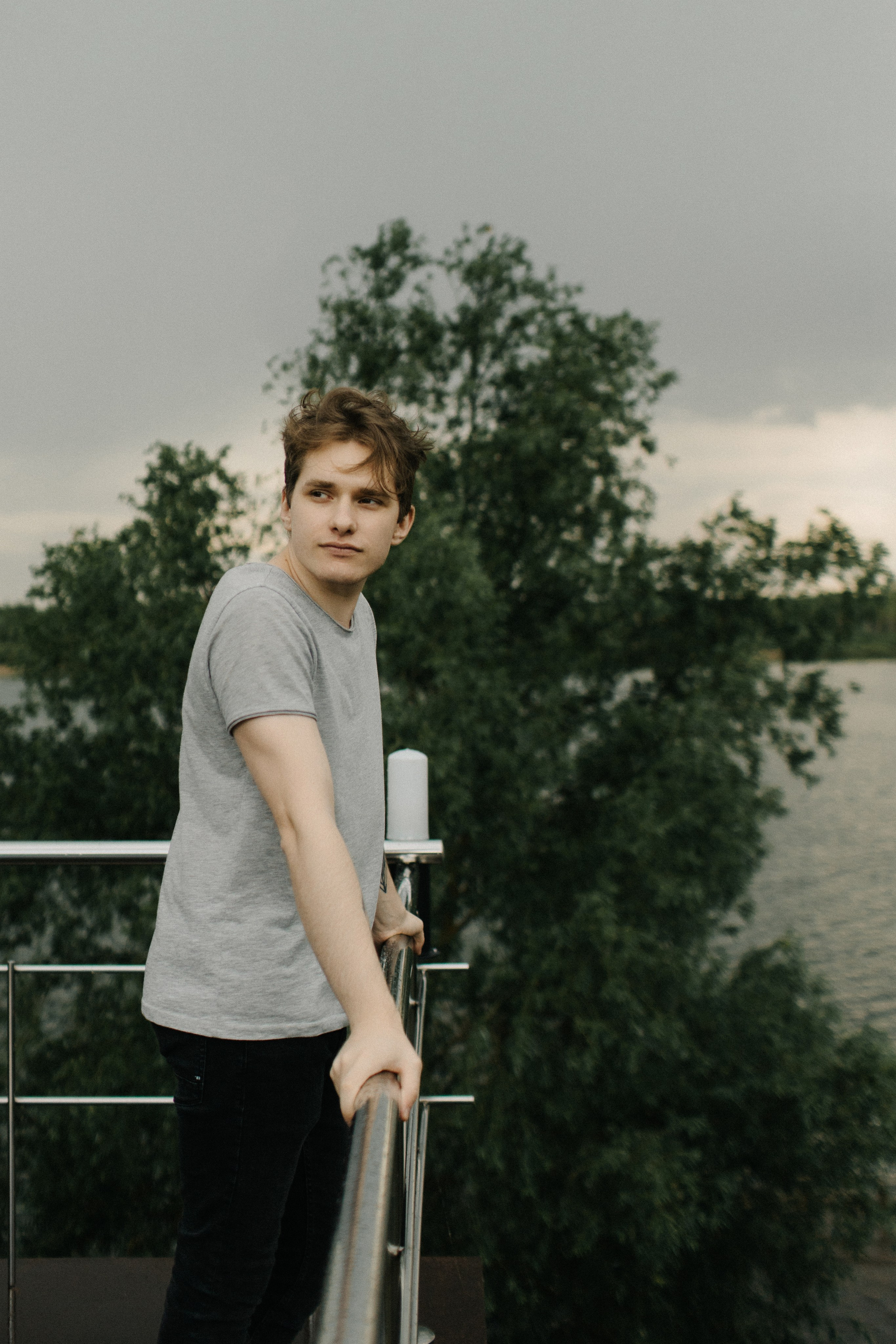 Никита и Виктория. Love Story под дождём в усадьбе «Хорошее место». Сергеев Алексей. Фотограф