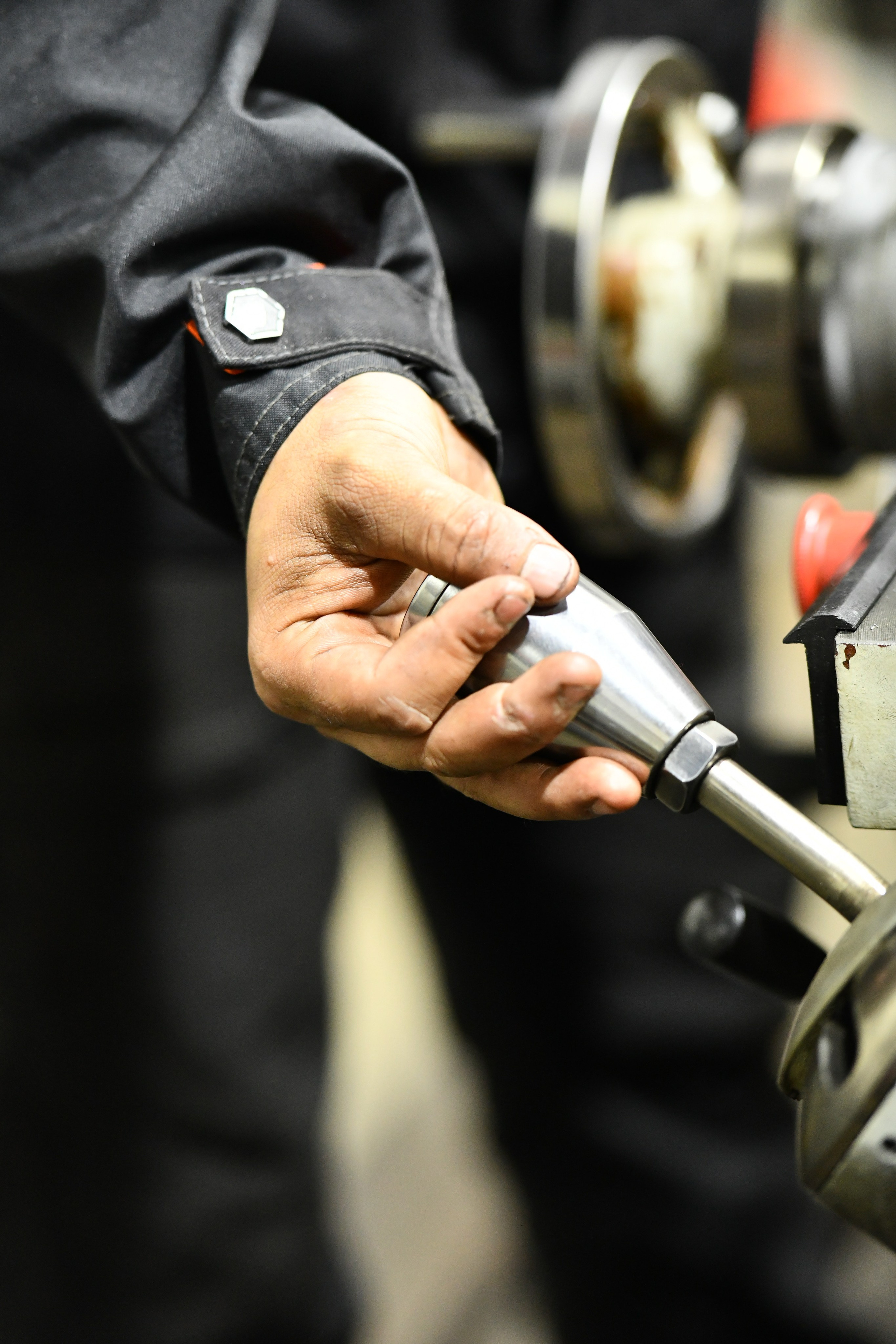 Репортаж с экскурсии на Завод ТРОМ. Репортажный и семейный фотограф — Шелихов Сергей