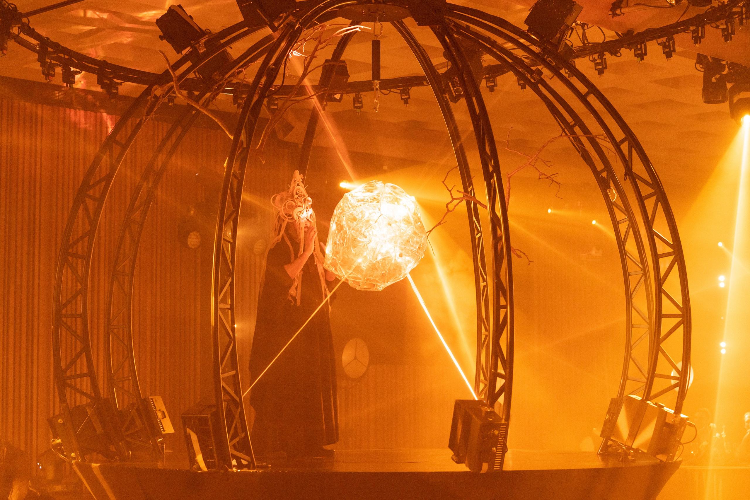 «Где с камнем говорит вода». Арт-группа СТРОКА