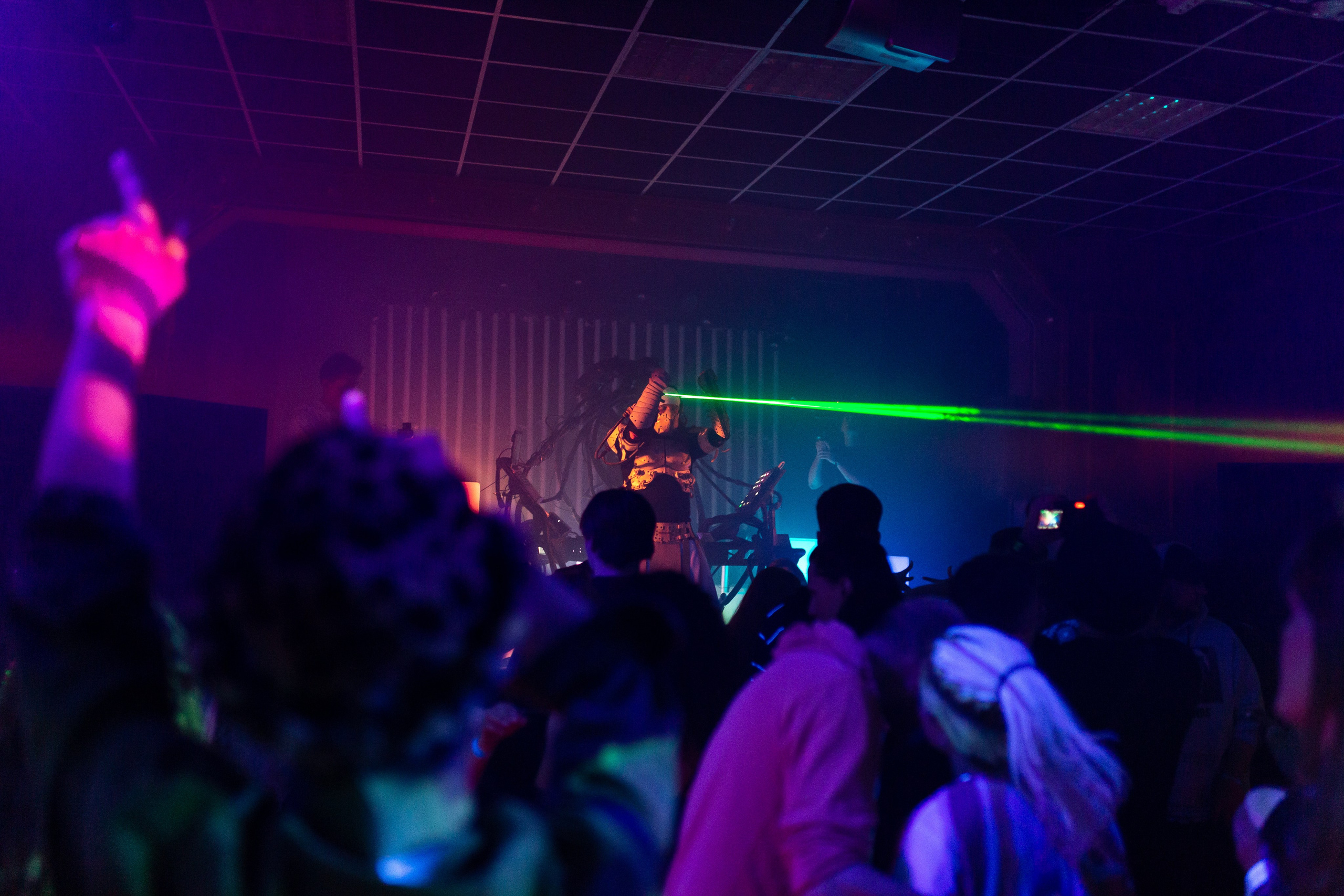 ВАМ И НЕ СНИЛОСЬ. Свадебный фотограф в Москве и Подмосковье Виктор Одинцов