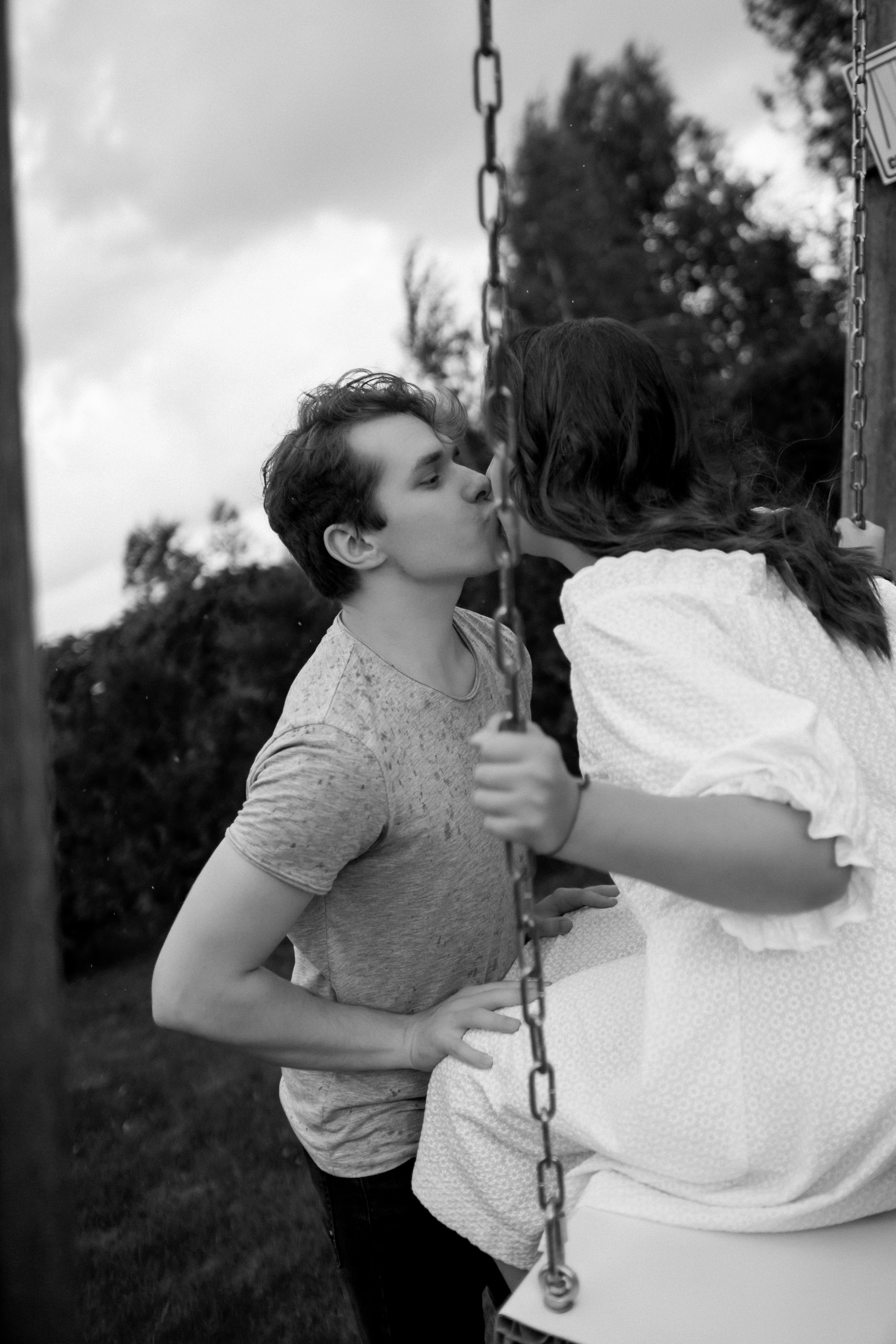 Никита и Виктория. Love Story под дождём в усадьбе «Хорошее место». Сергеев Алексей. Фотограф