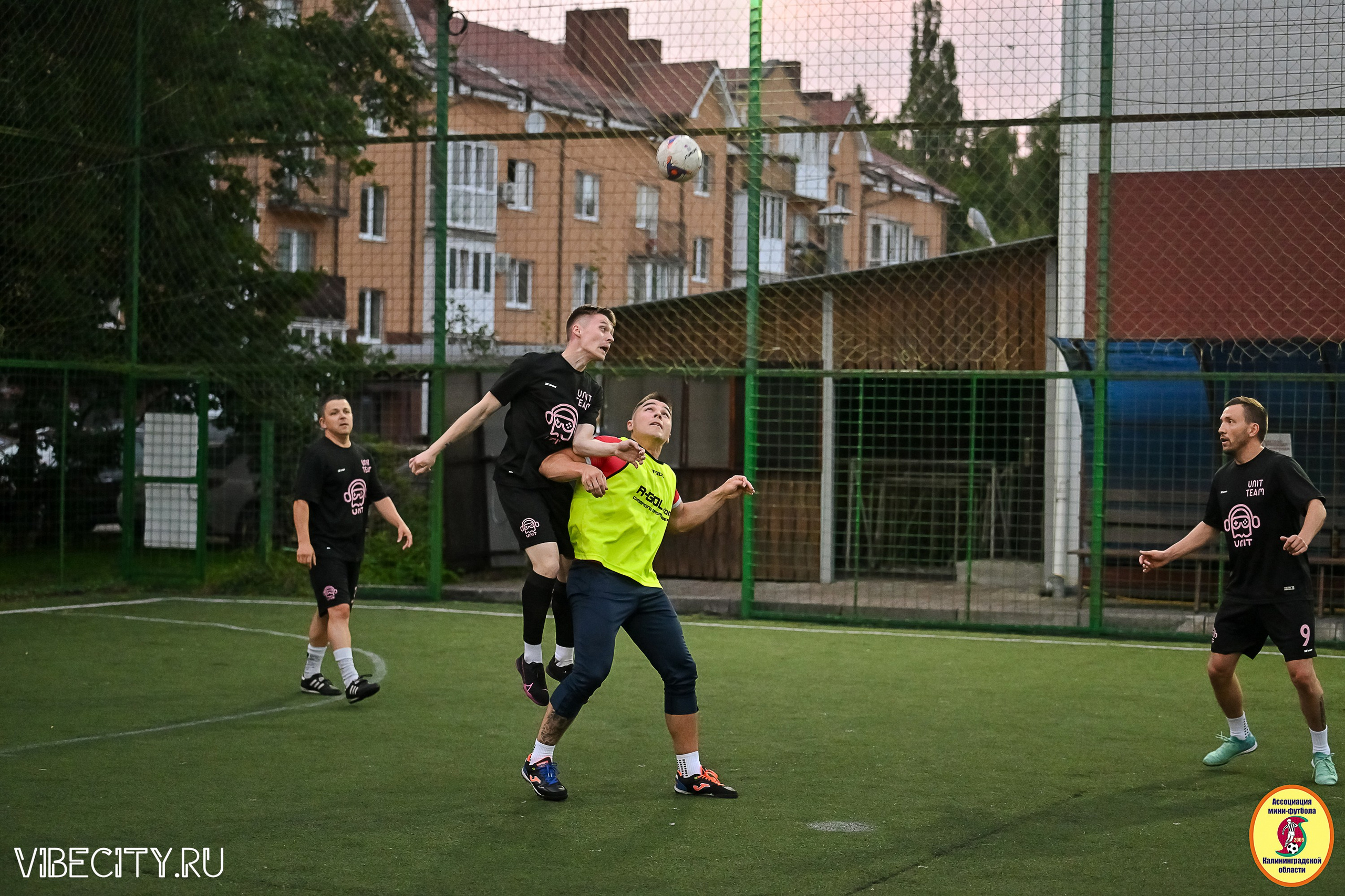 ИГРЫ МИНИ-ФУТБОЛЬНОЙ И КОРПОРАТИВНОЙ ЛИГИ. VIBECITY.RU Вайб Сити Ру Фоторепортажи Фотоотчеты Калининград