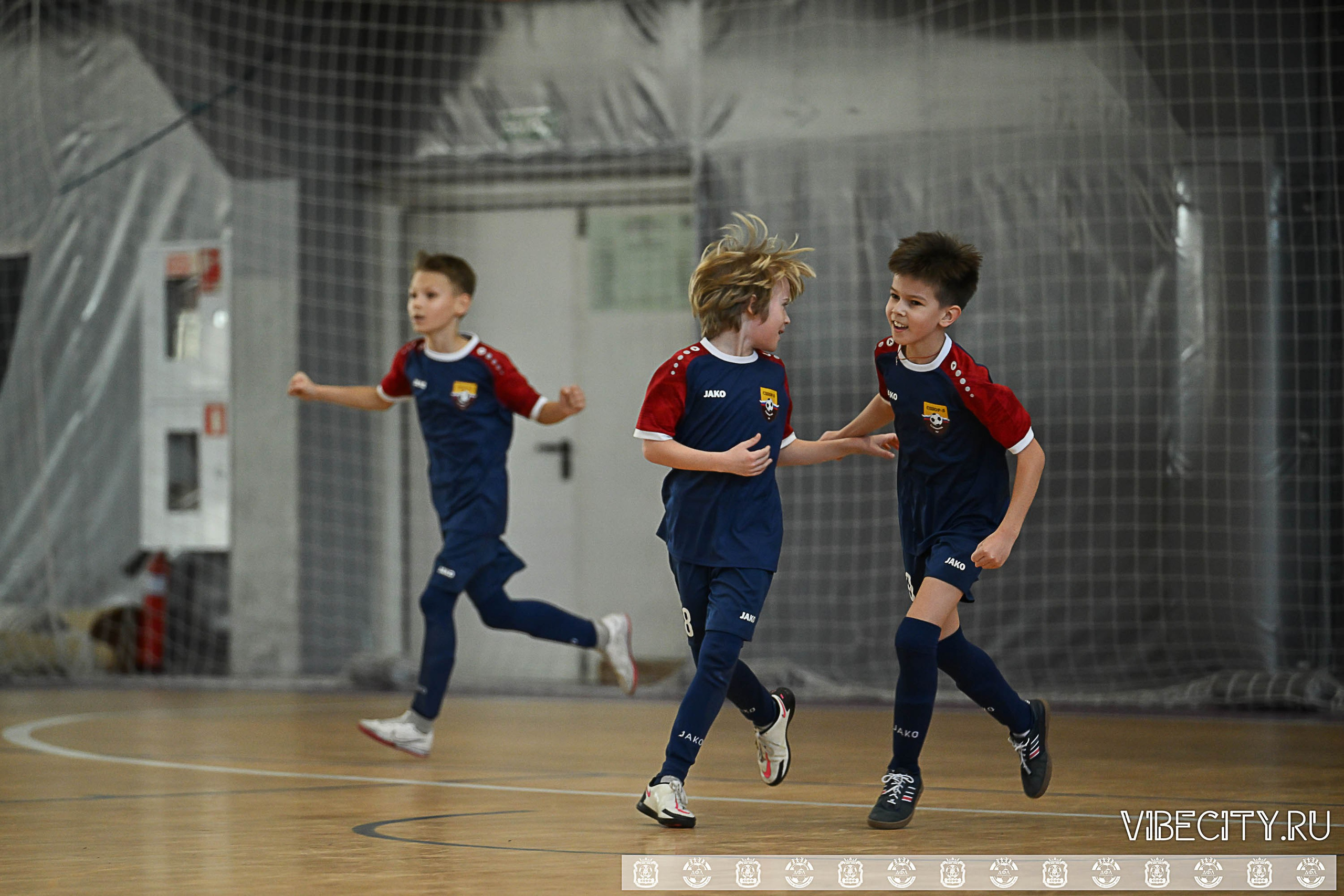 БАЛТИЙСКАЯ ЛИГА ПО ФУТЗАЛУ U10. VIBECITY.RU Вайб Сити Ру Фоторепортажи Фотоотчеты Калининград