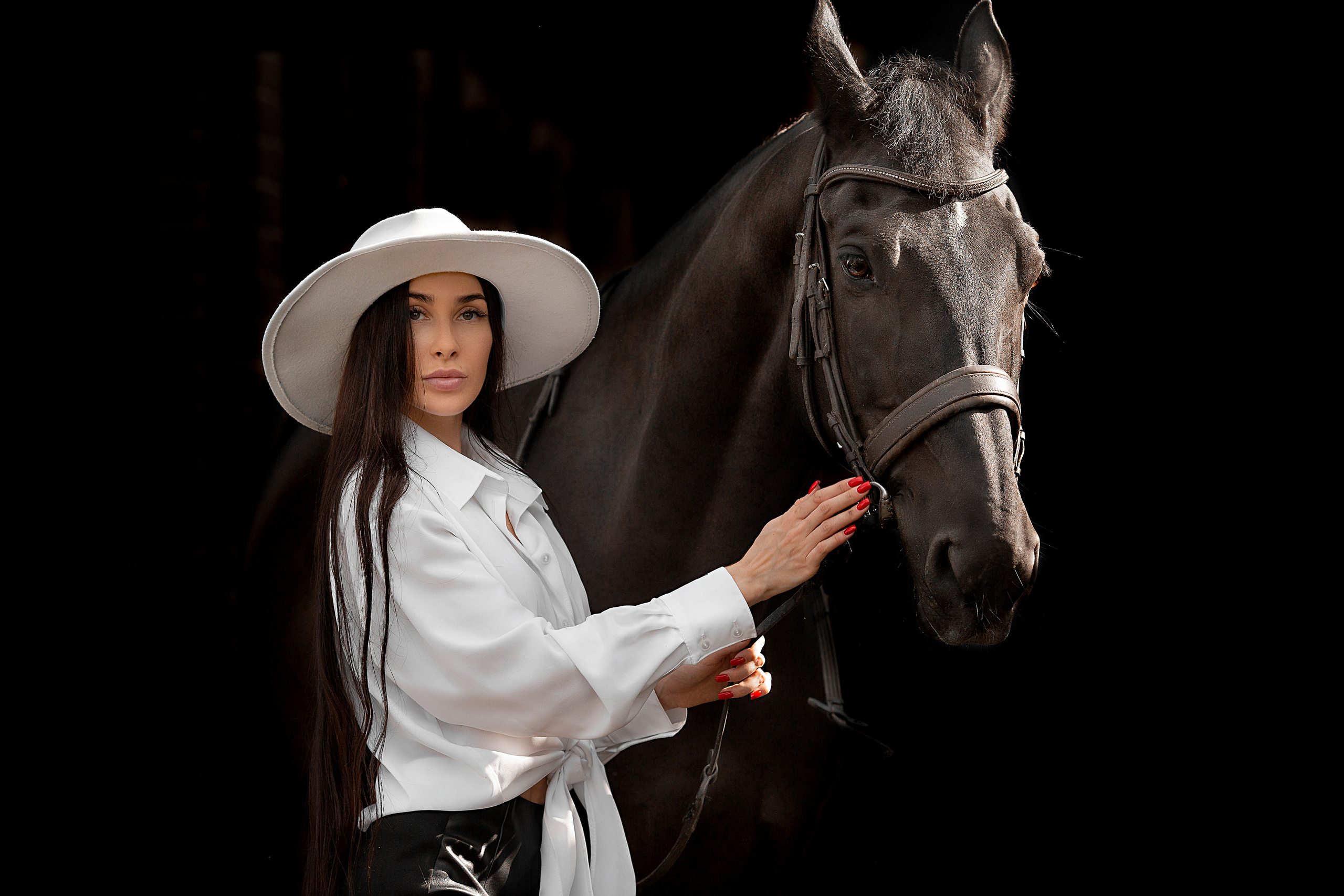 Диана и Пиноккио. Фотосессия с лошадьми в Нижнем Новгороде