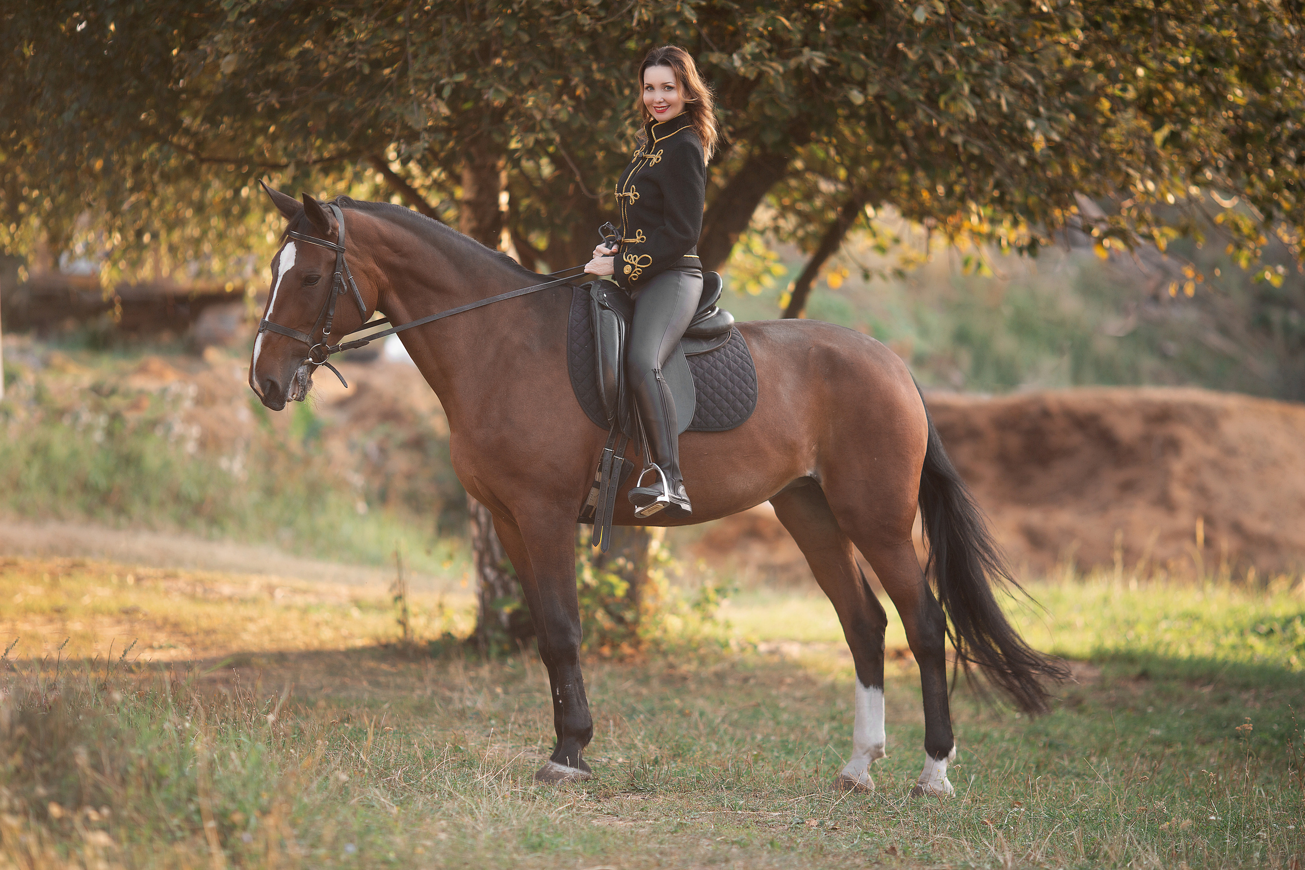 Фотосессия Натальи и Монетки. Фотосессия с лошадьми в Нижнем Новгороде