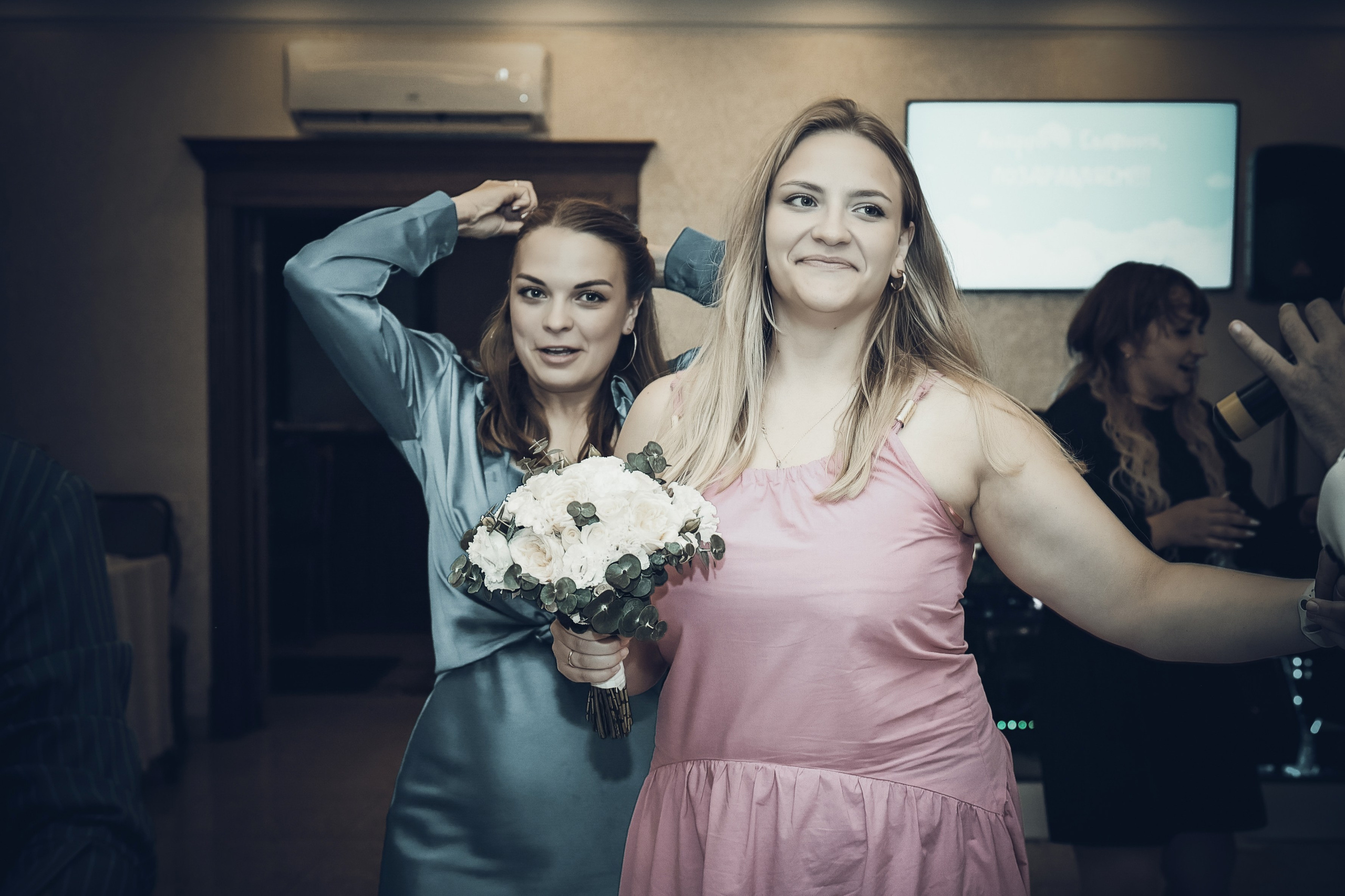Фото услуги. НаВеселе…)) Тамада (Ведущий) в Туле! Юбилеи, Свадьбы, Корпоративы! Ростовые куклы! И всё необходимое для Вашего Праздника!
