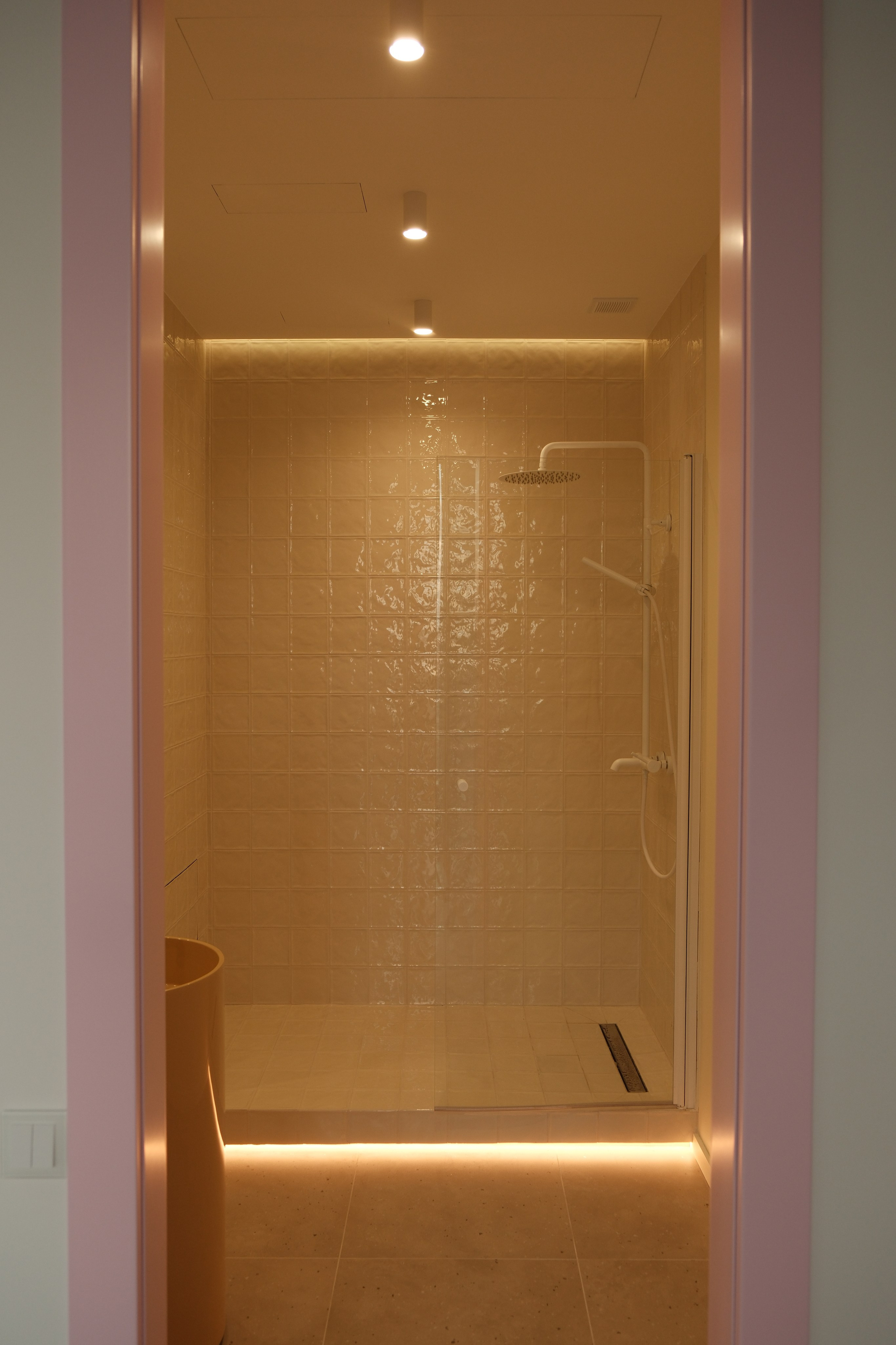 Слава с главной. Фотостудия Jam