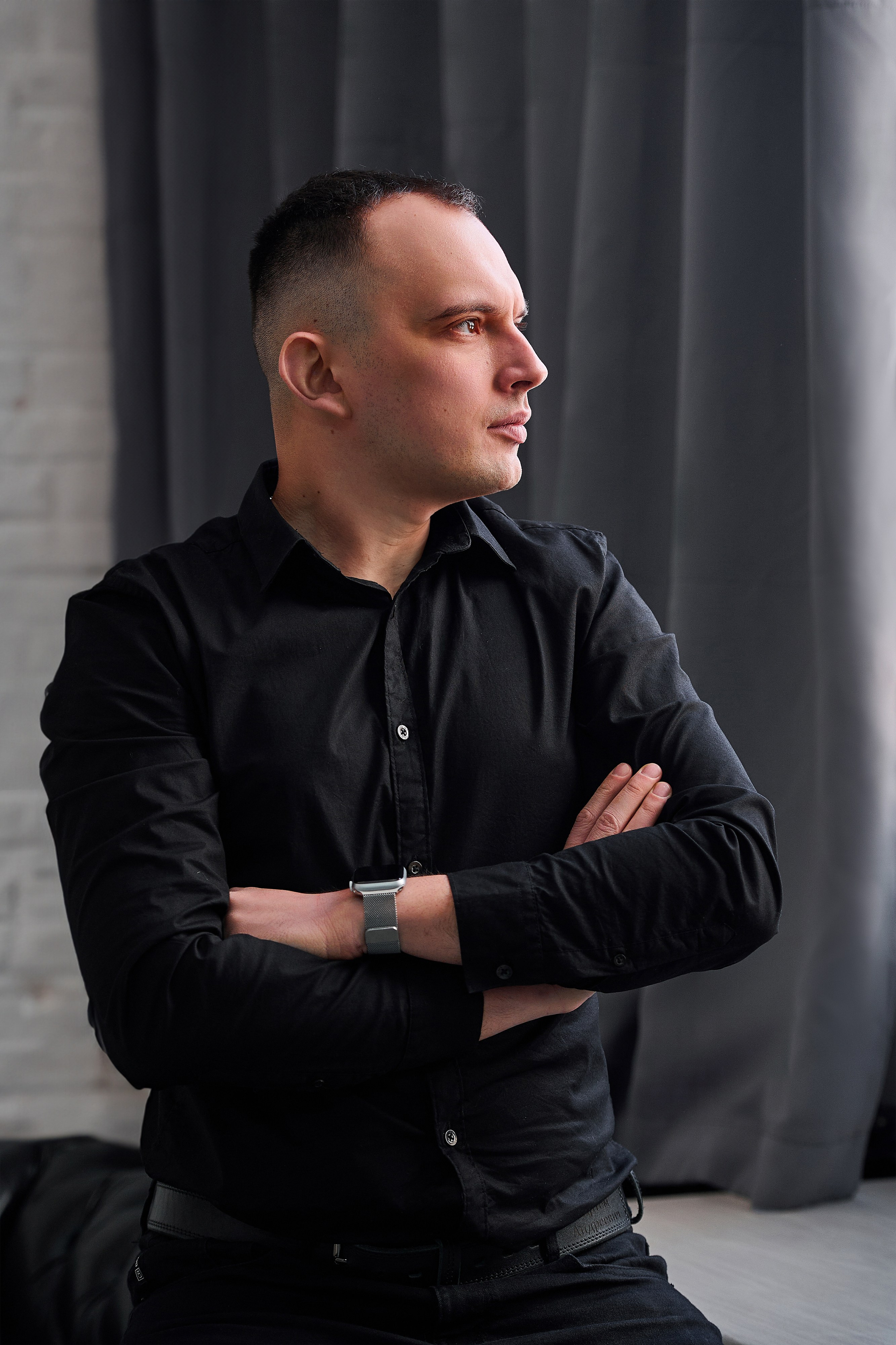 Мужские портреты. Контент фотограф для бизнеса и маркет-плейсов