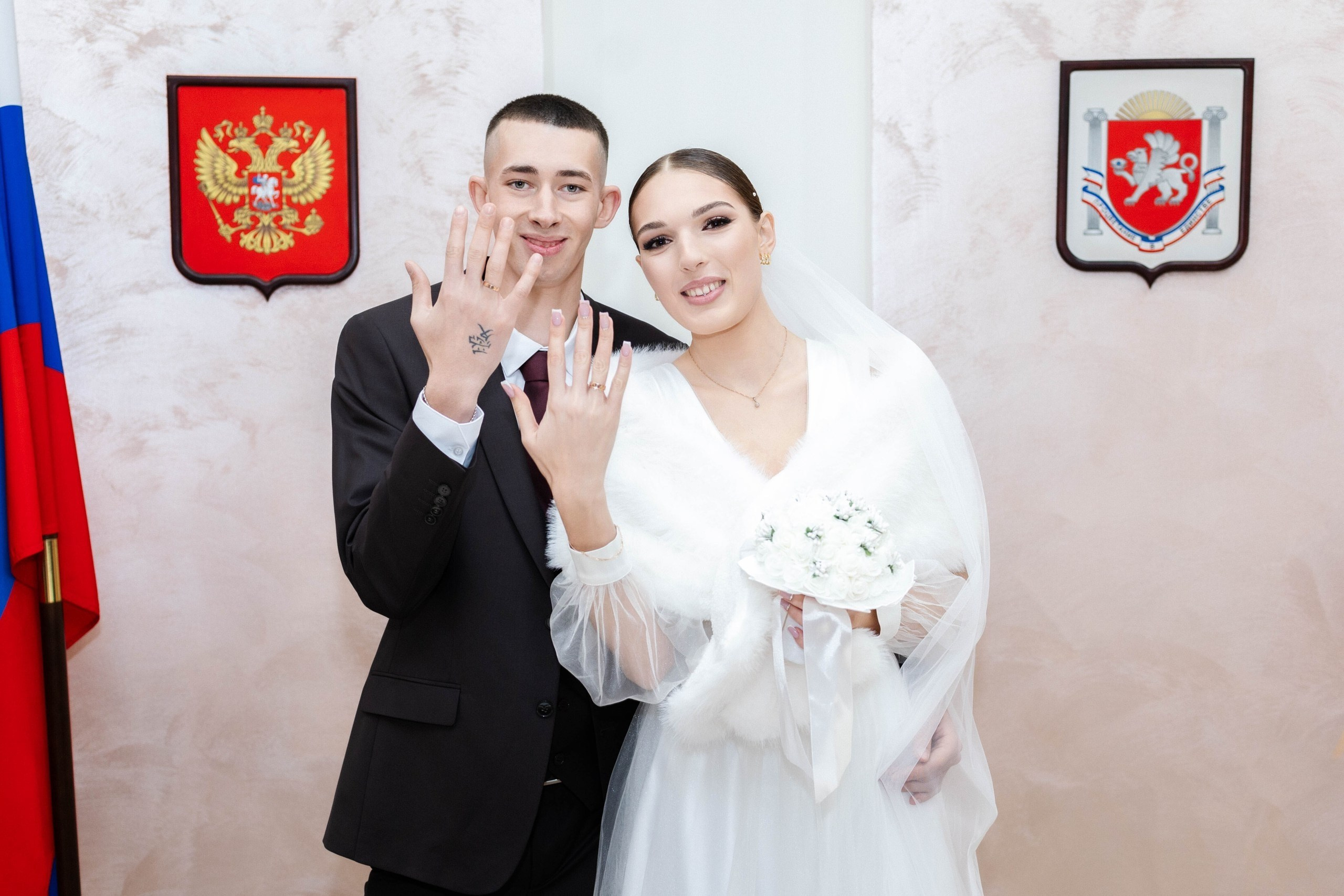 Эмоциональная роспись в ЗАГС. Фотограф в Армянске, Красноперекопске