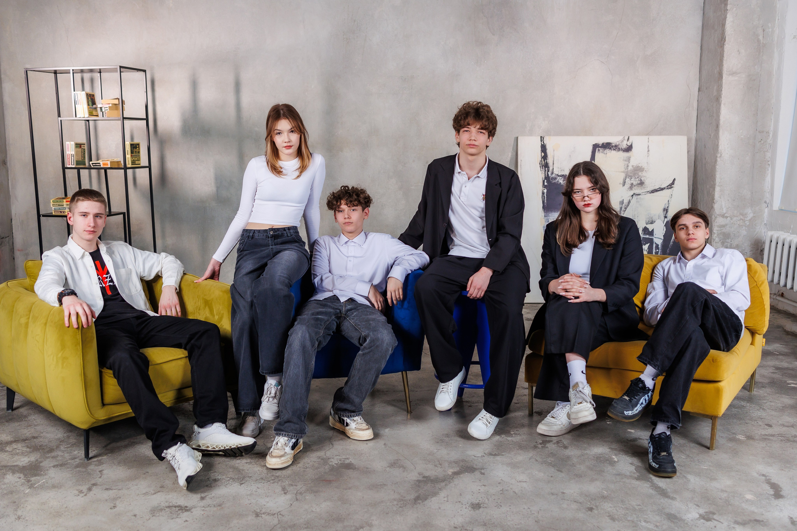 Студийная фотосъемка для старших классов в Москве. Профессиональная фото и видеосъемка. Москва