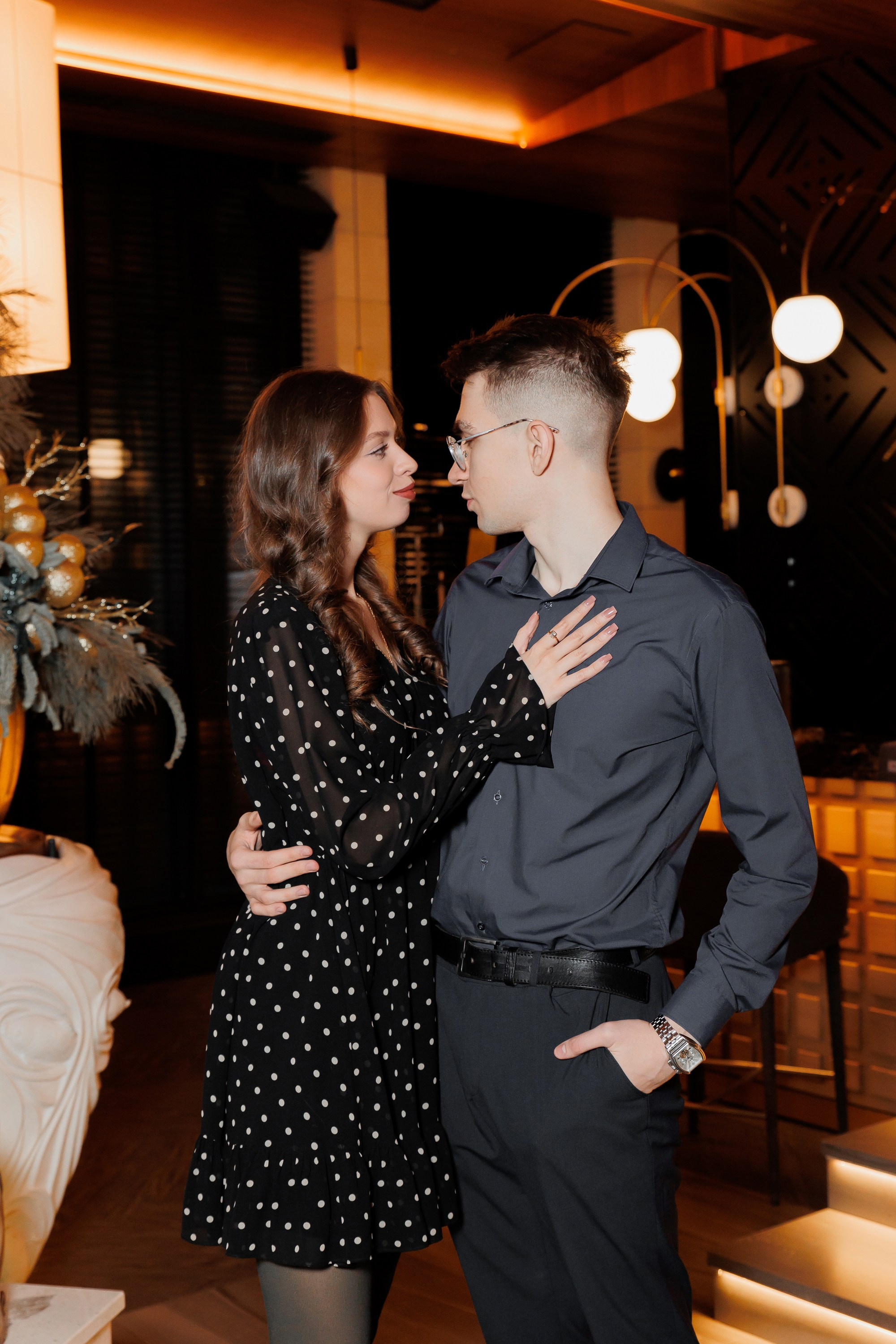 РЕЖЕНТ — HAPPY VALENTINES DAY. СВОИ. ФОТООТЧЕТЫ-СОБЫТИЯ-МЕСТА