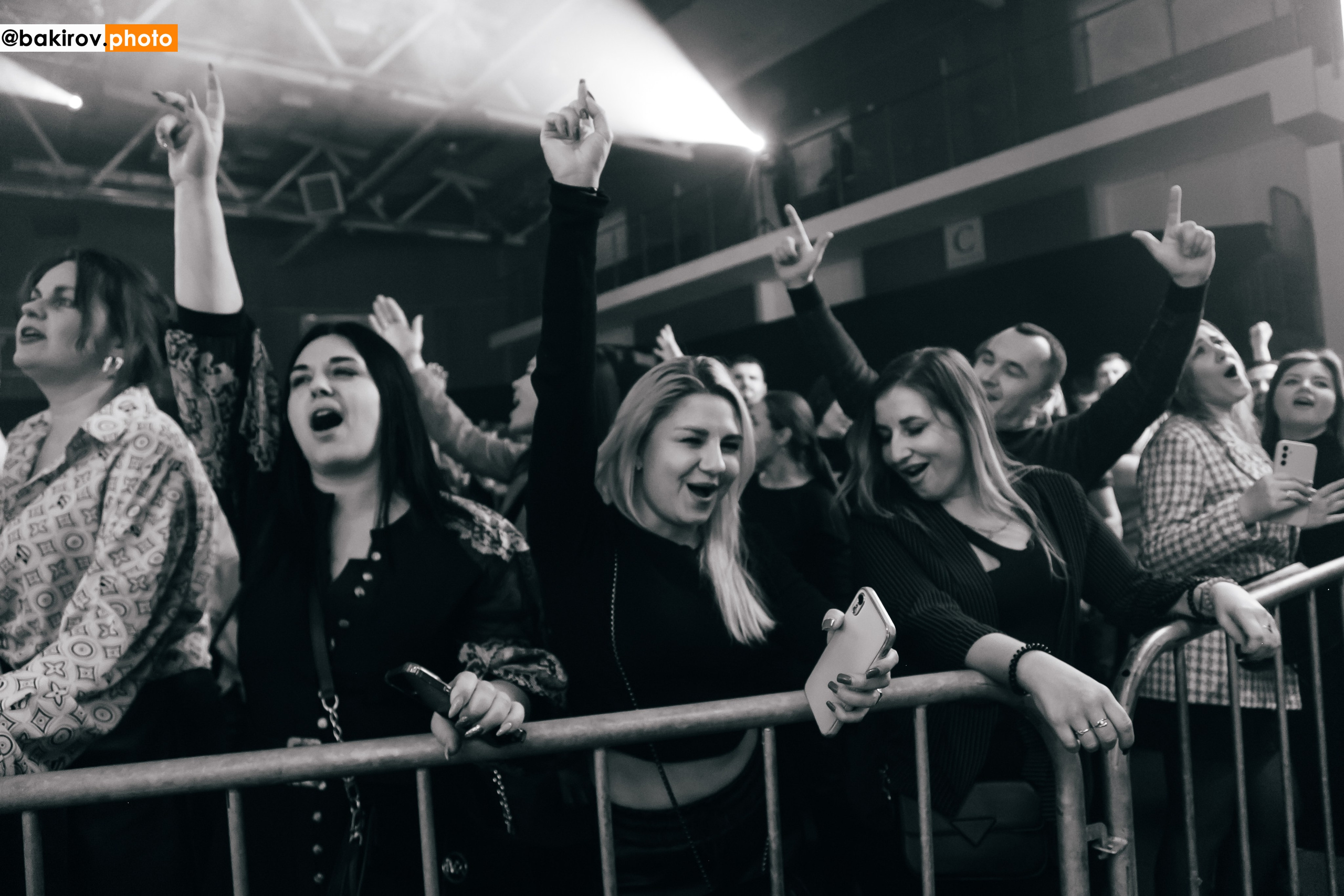 25.11 Концерт Шум. Команда специалистов в мире фотографии и видео. Детский фотограф, семейный фотограф