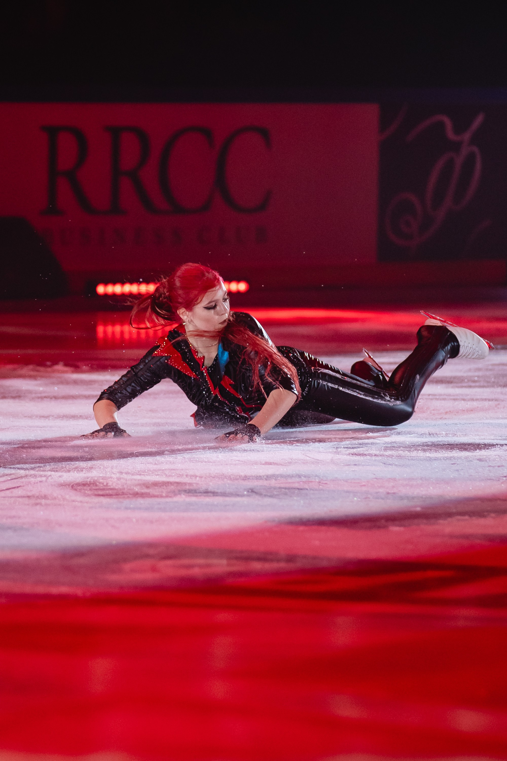 Шоу «Чемпионы на льду» в Новосибирске. Воробьева Ксения — Спортивный и танцевальный фотограф Новосибирск